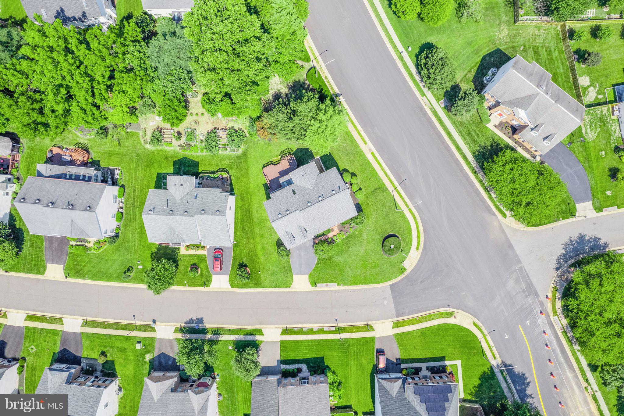 WOODLANDS OF FAIR LAKES - Residential