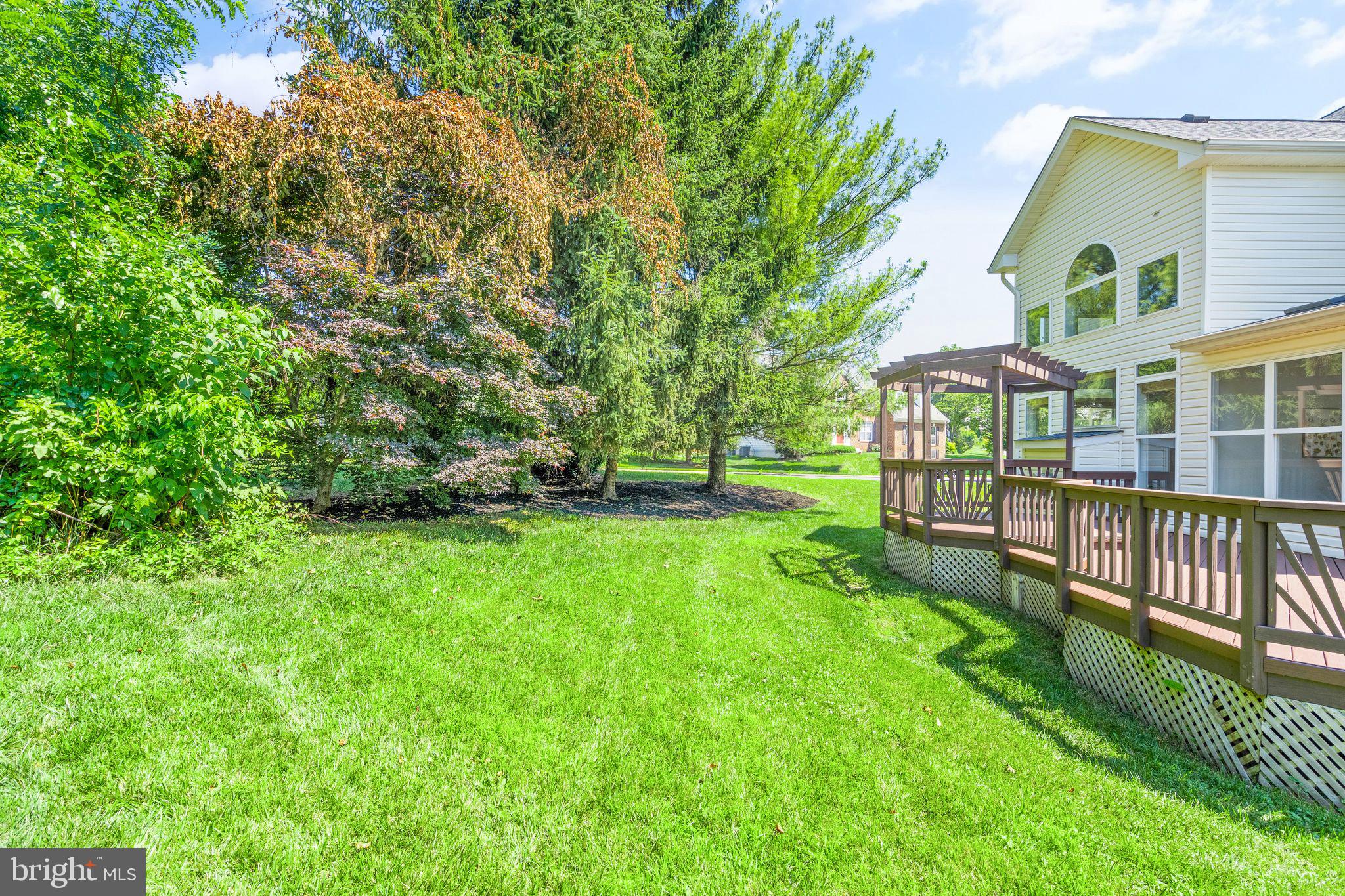 WOODLANDS OF FAIR LAKES - Residential