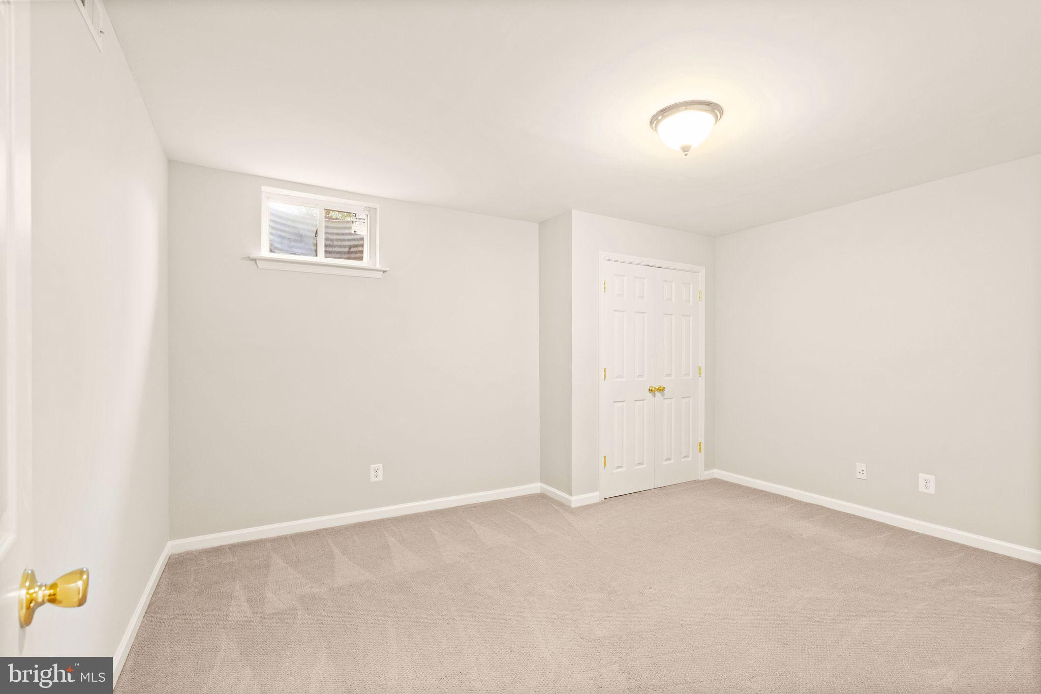 WOODLANDS OF FAIR LAKES - Residential