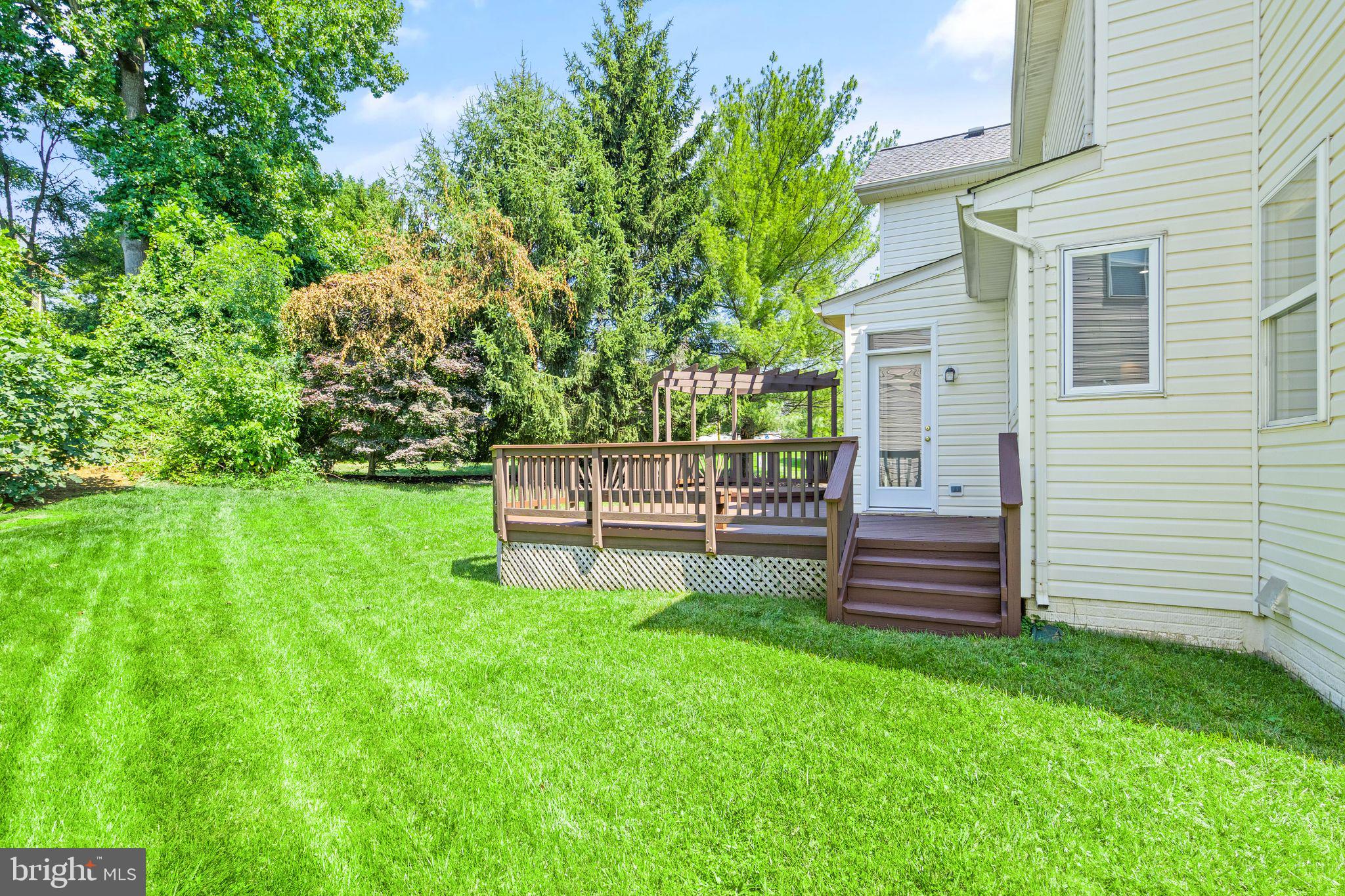 WOODLANDS OF FAIR LAKES - Residential