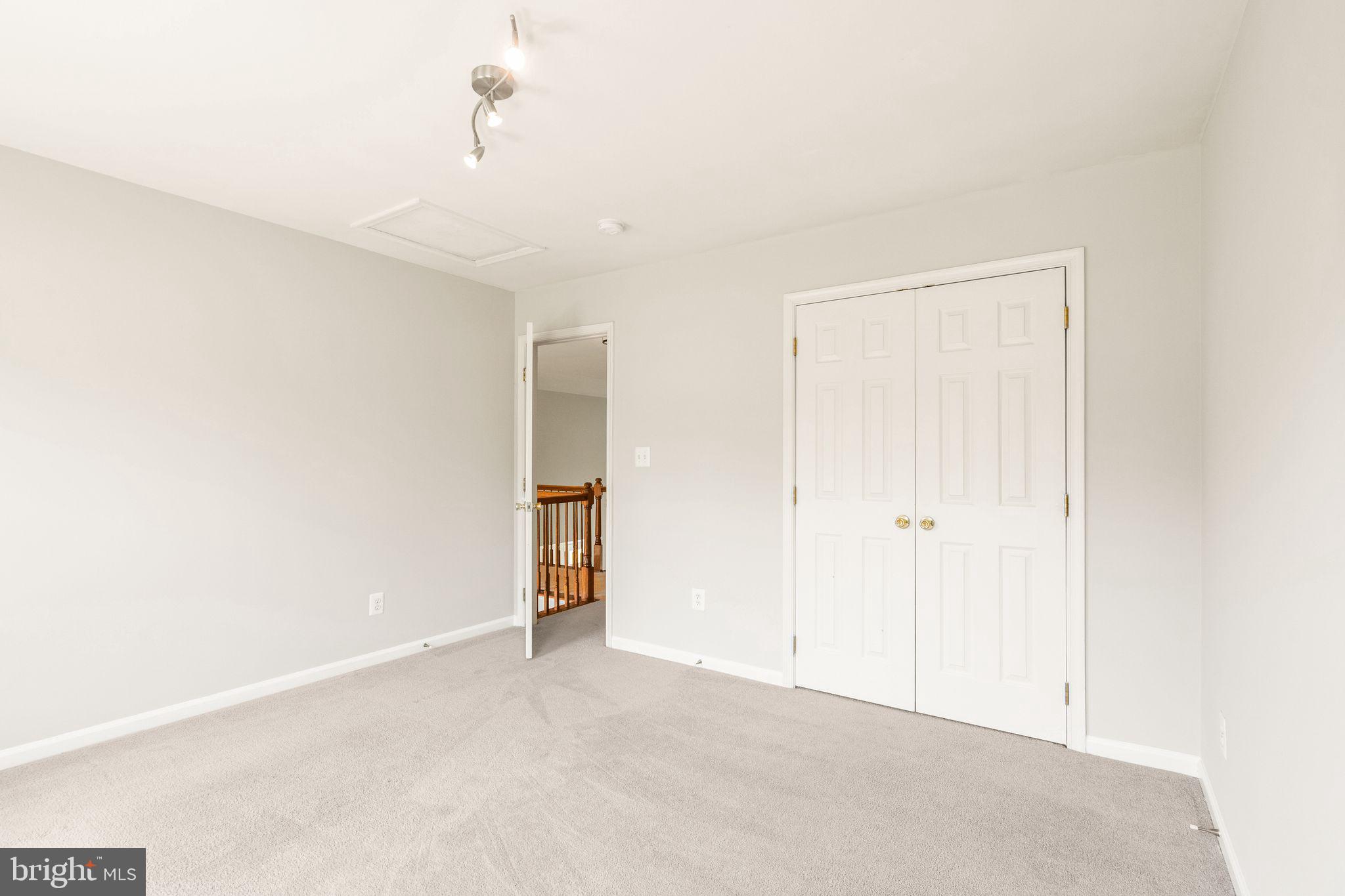 WOODLANDS OF FAIR LAKES - Residential