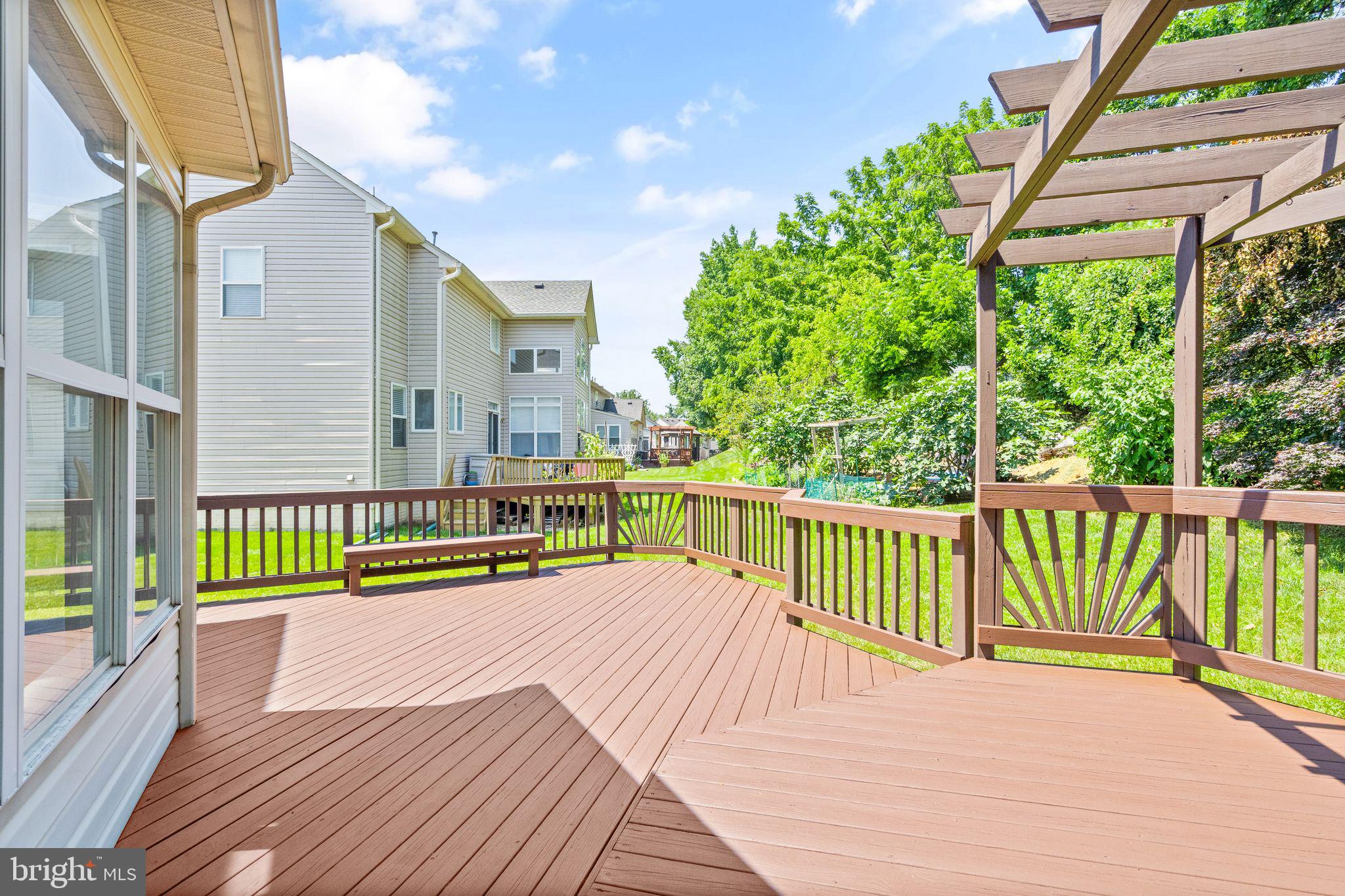 WOODLANDS OF FAIR LAKES - Residential