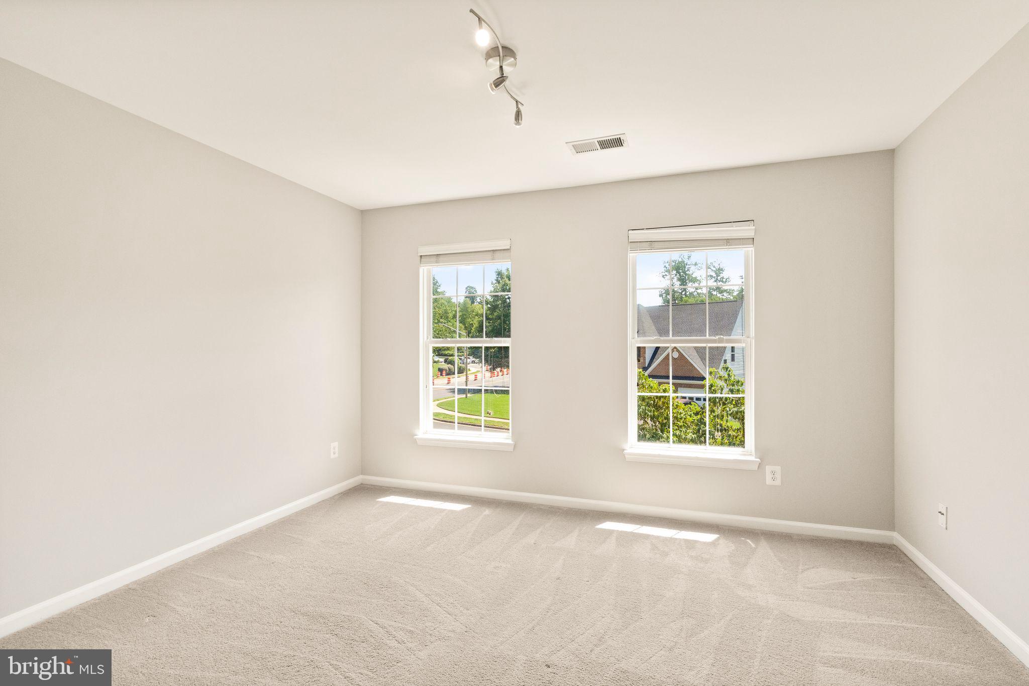 WOODLANDS OF FAIR LAKES - Residential