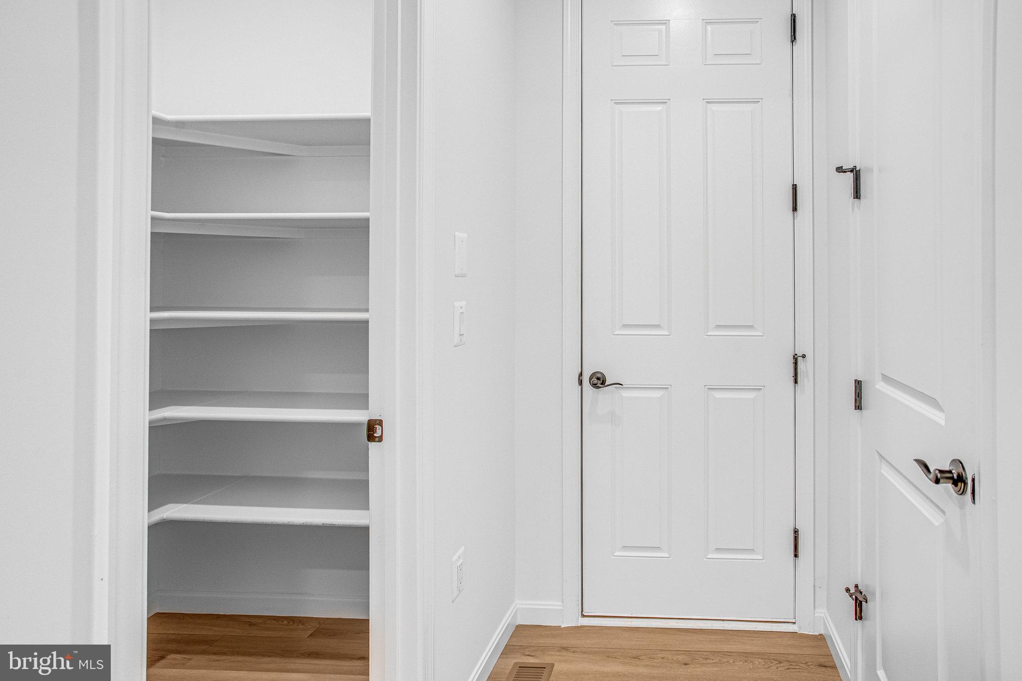 WILDERNESS SHORES - Residential