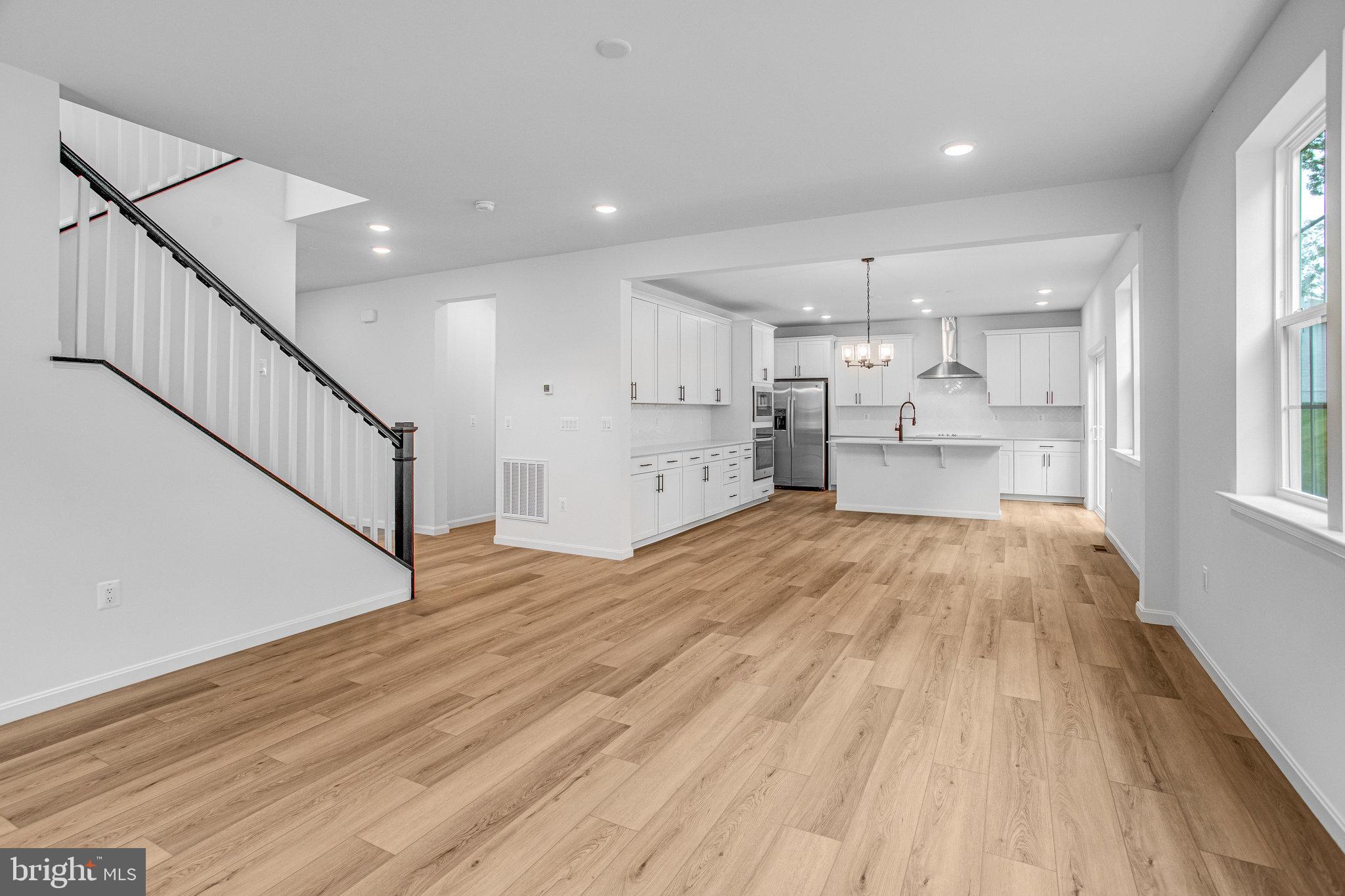 WILDERNESS SHORES - Residential