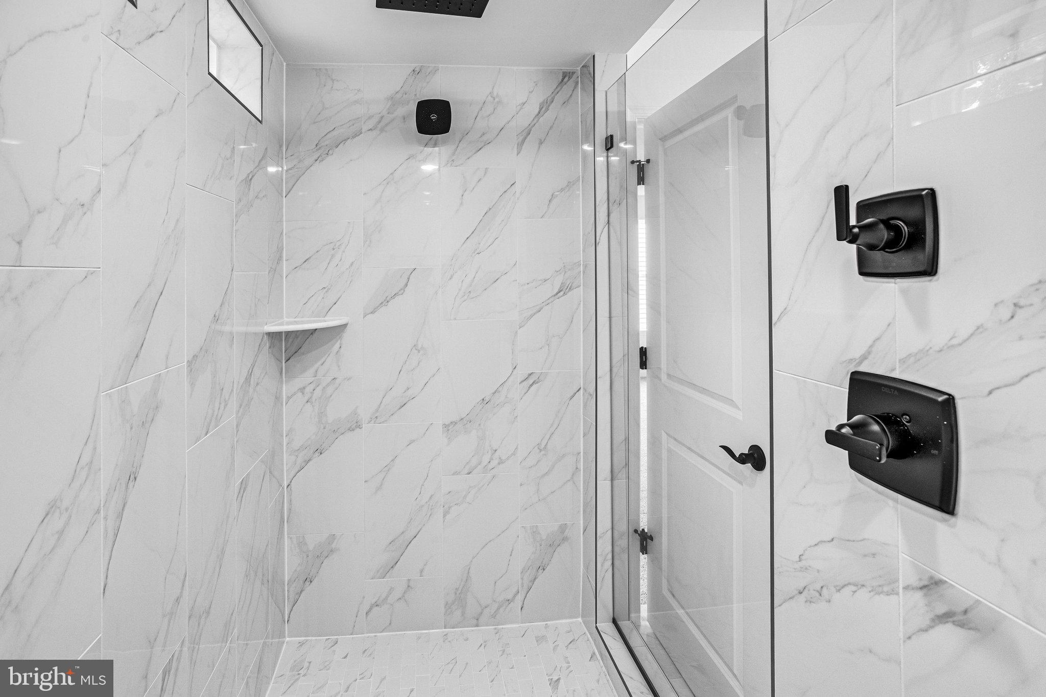 WILDERNESS SHORES - Residential