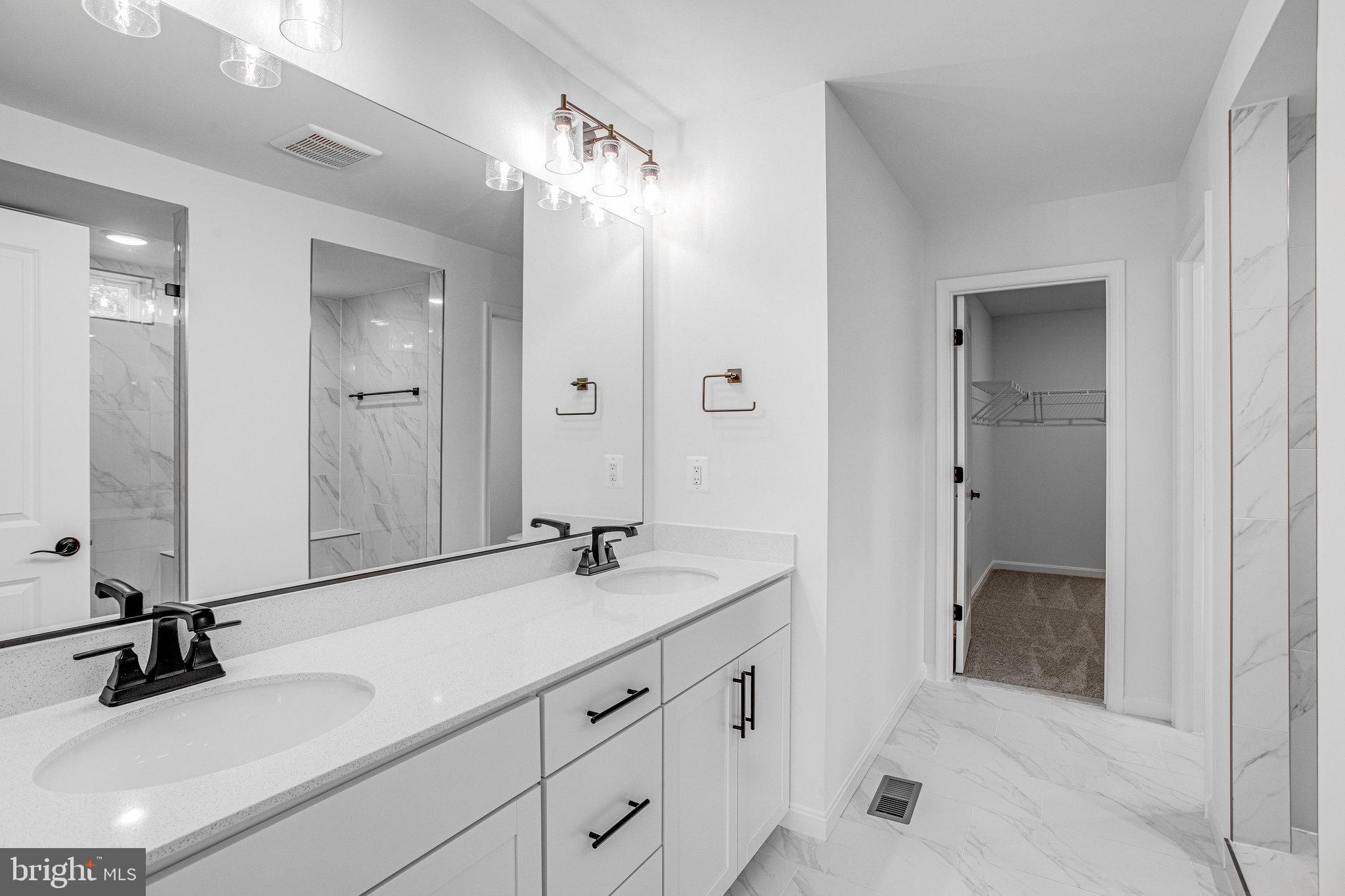 WILDERNESS SHORES - Residential