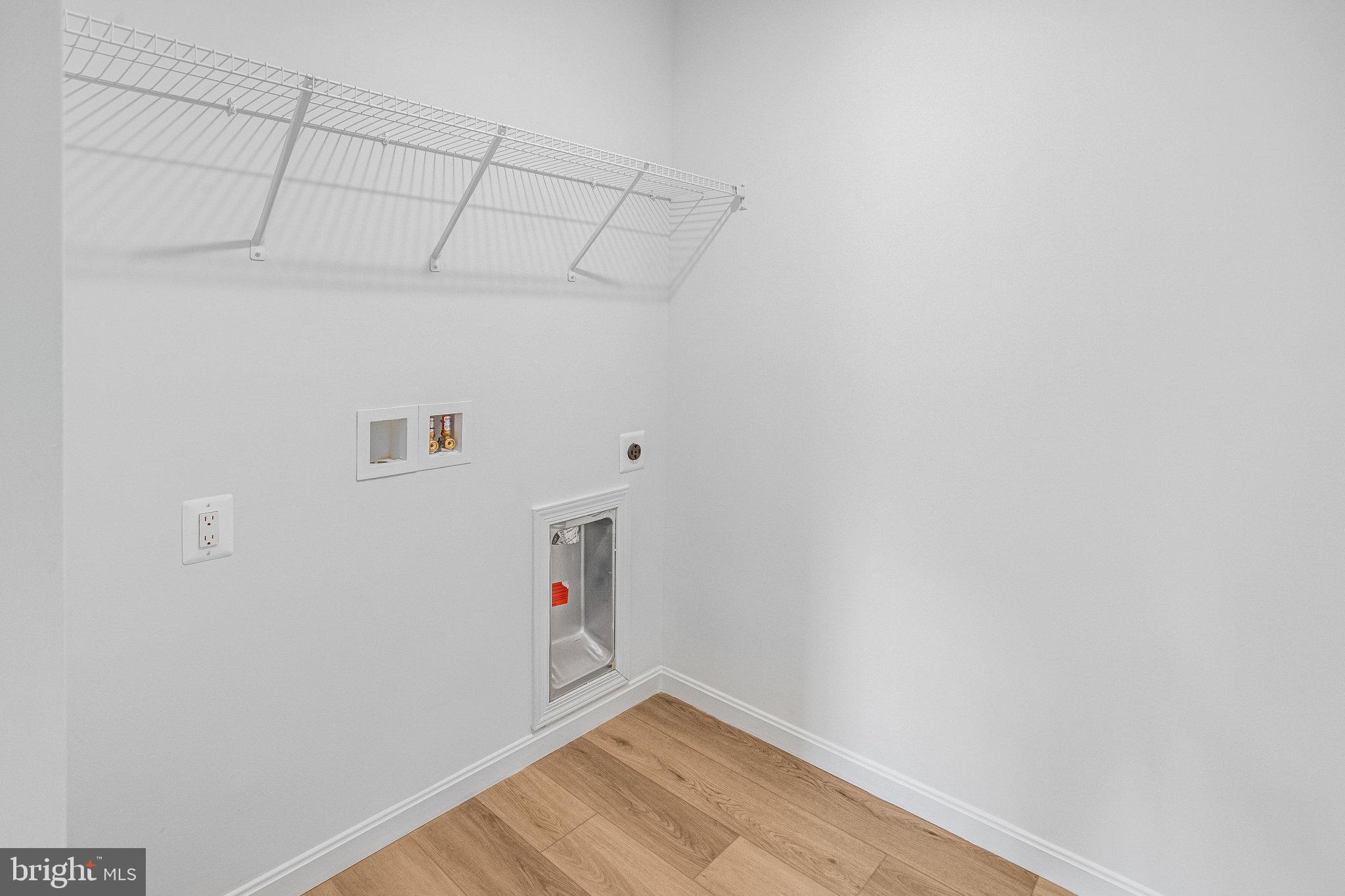 WILDERNESS SHORES - Residential