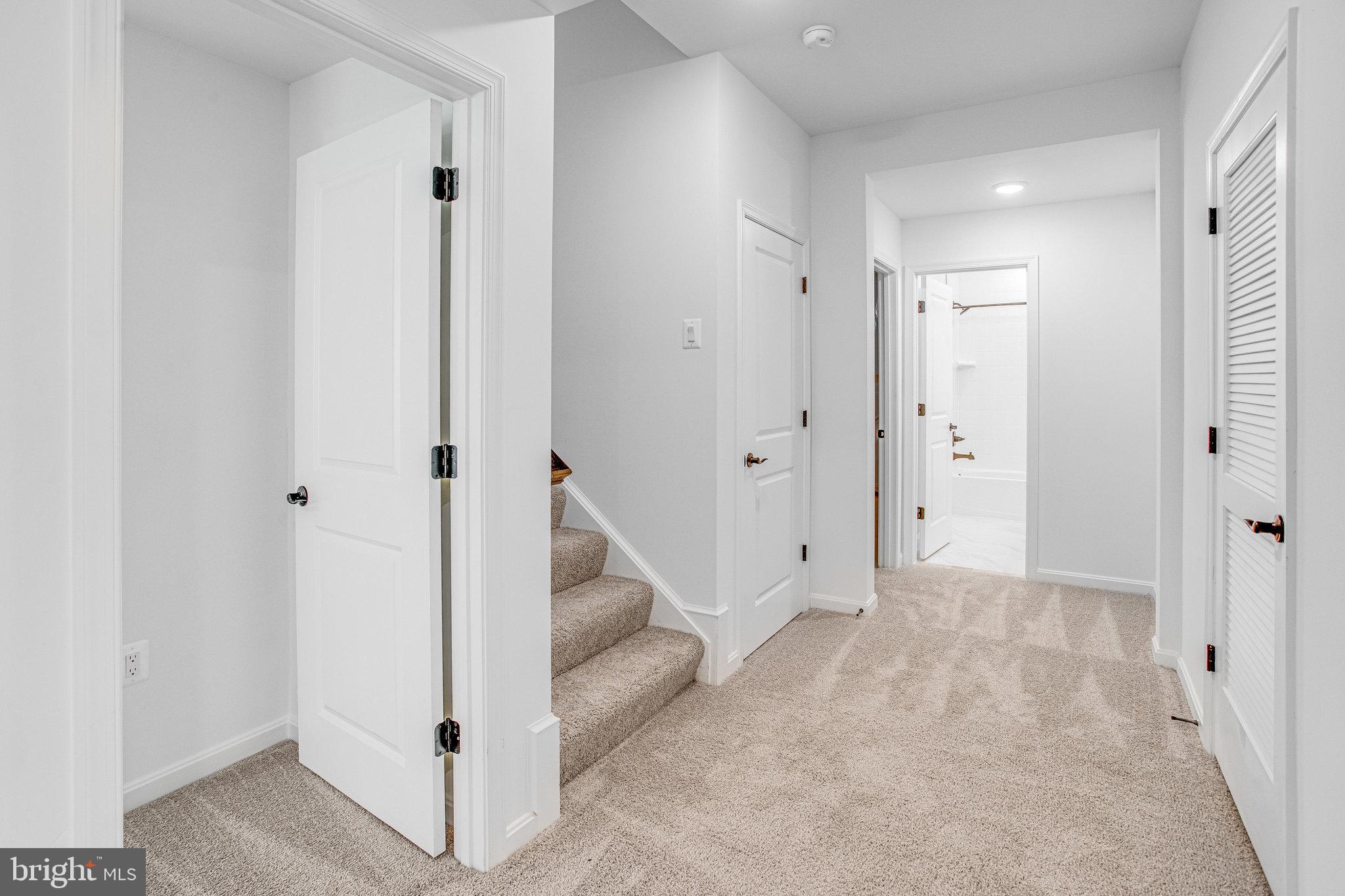 WILDERNESS SHORES - Residential