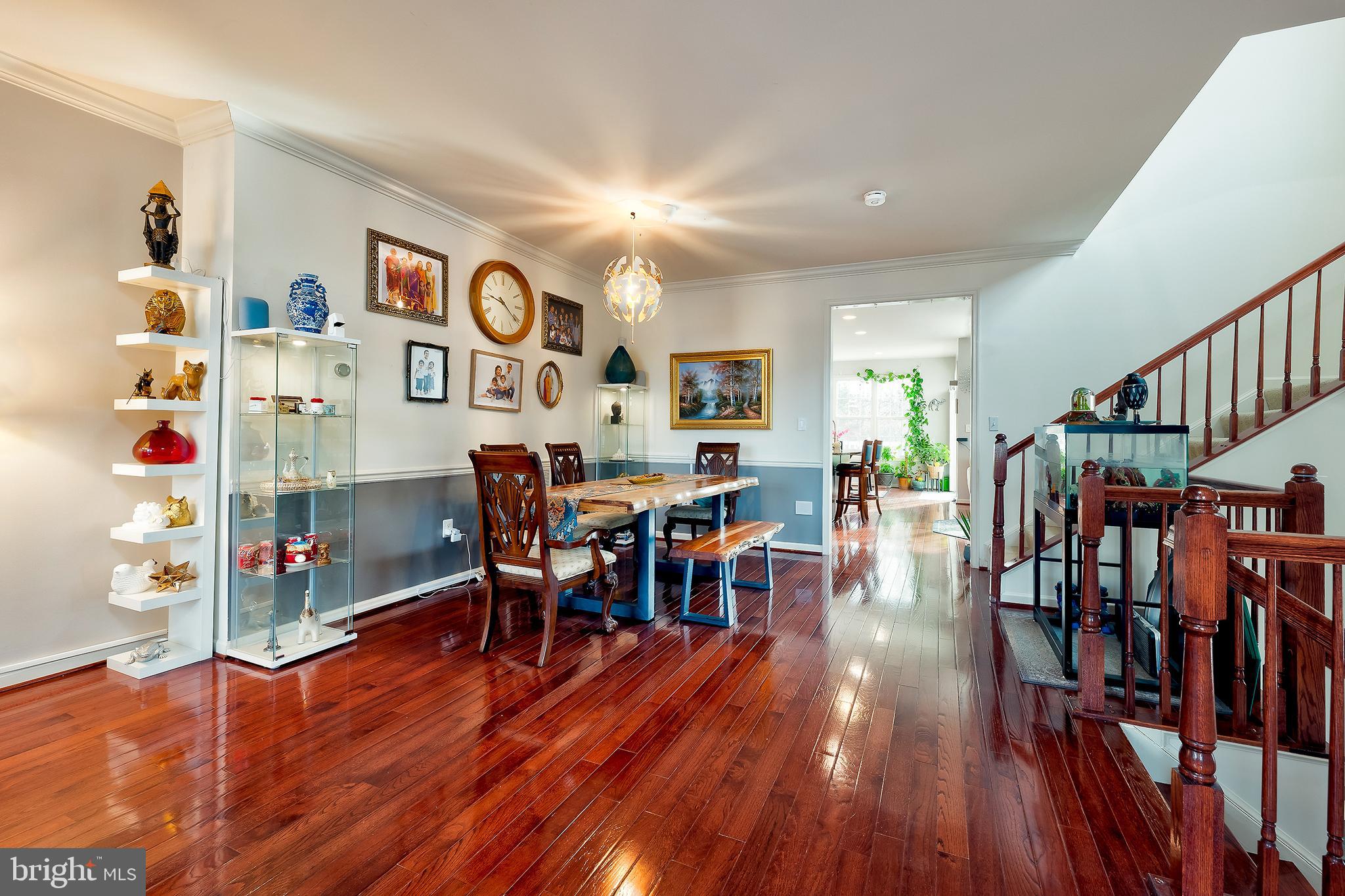 STRATSHIRE CROSSING - Residential