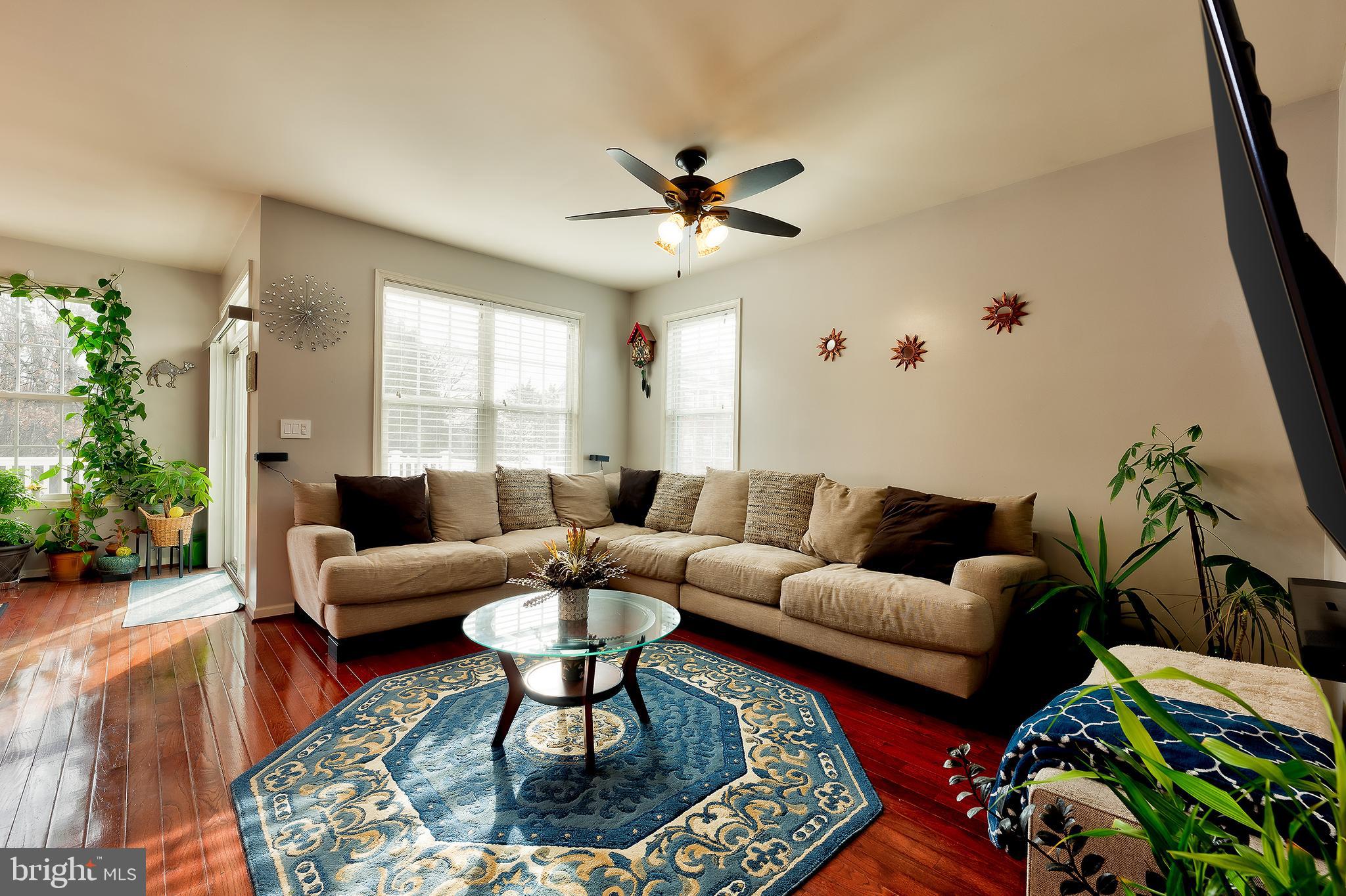 STRATSHIRE CROSSING - Residential