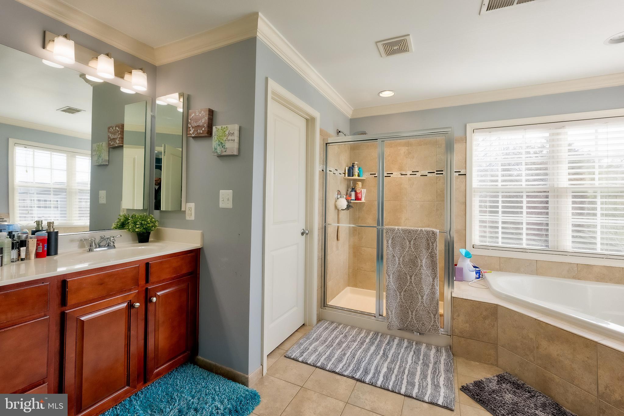 STRATSHIRE CROSSING - Residential