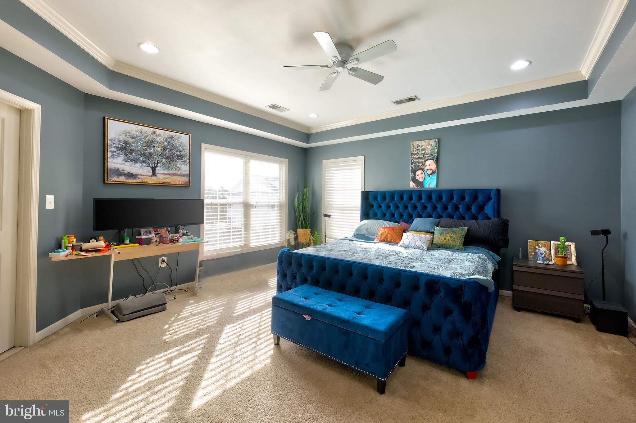 STRATSHIRE CROSSING - Residential