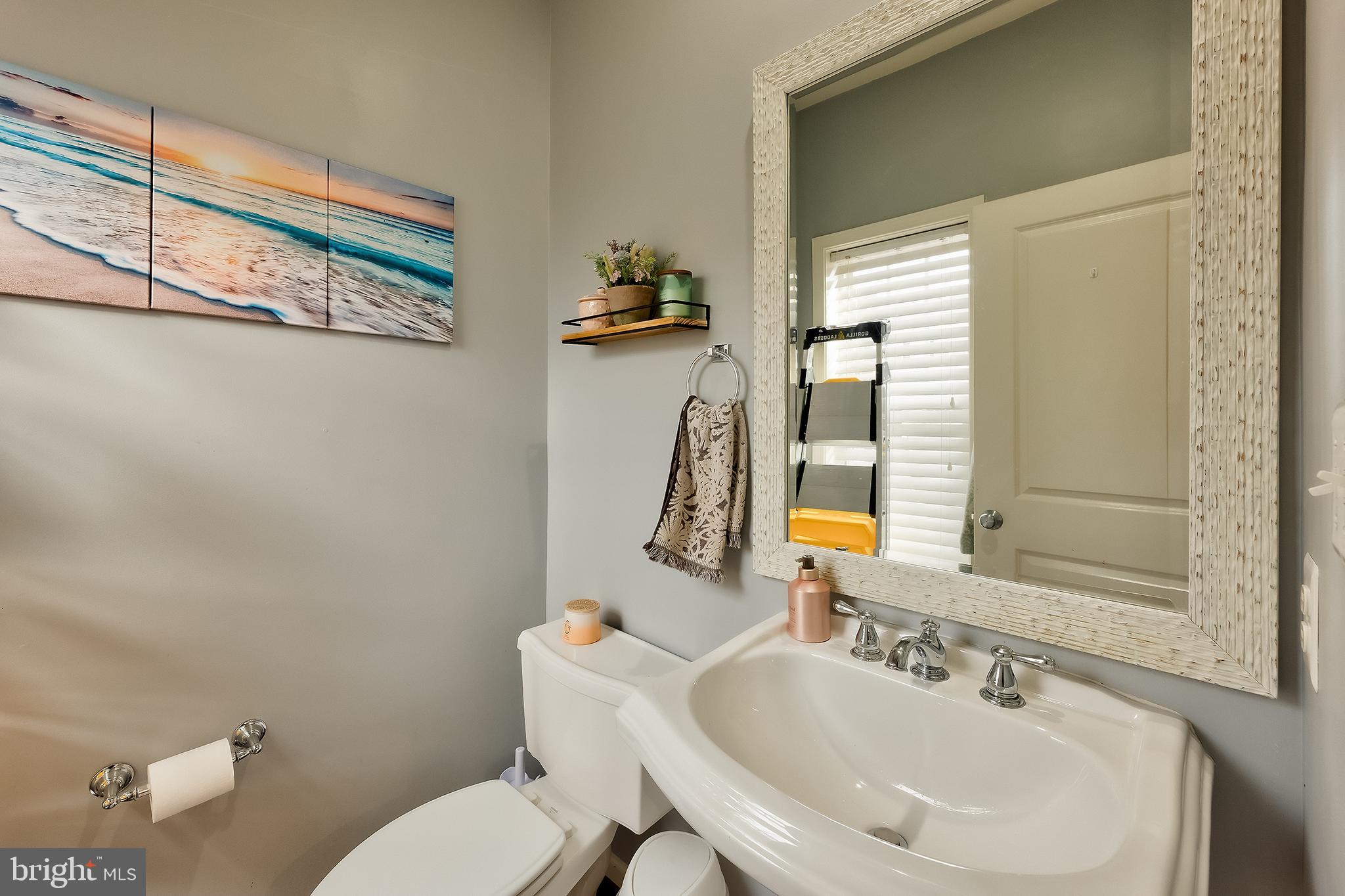 STRATSHIRE CROSSING - Residential