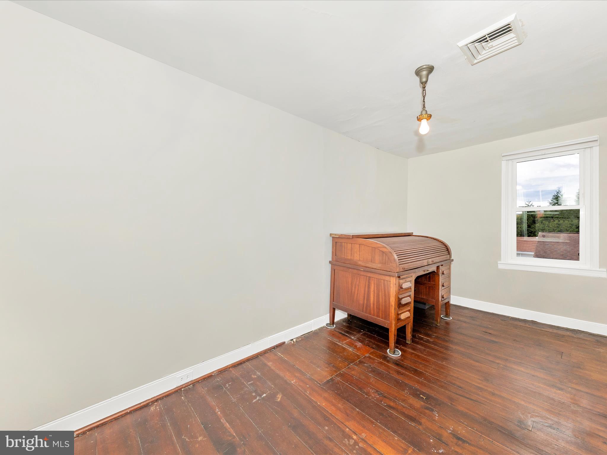 LIBERTYTOWN - Residential