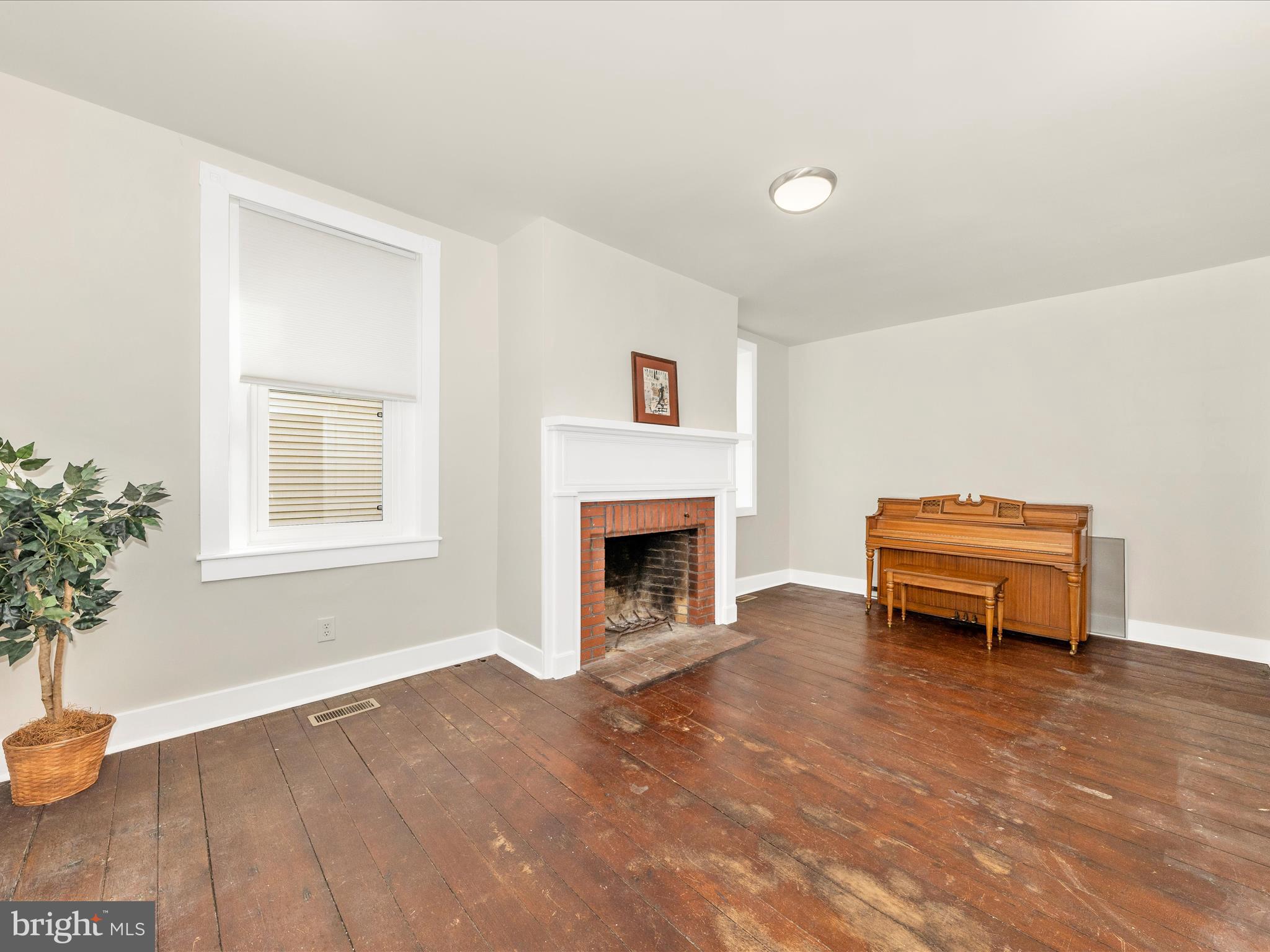 LIBERTYTOWN - Residential