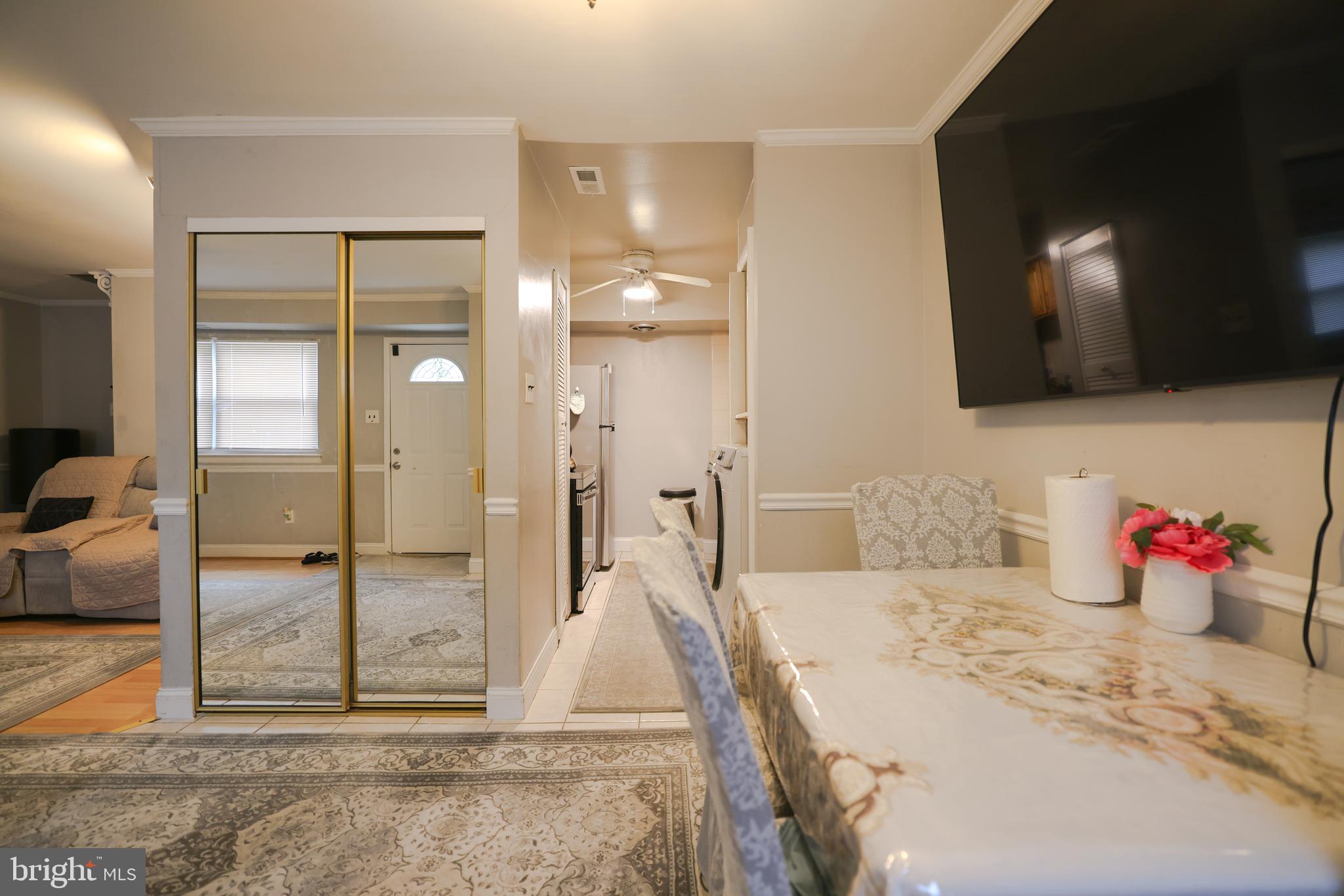 SOMERTON - Residential