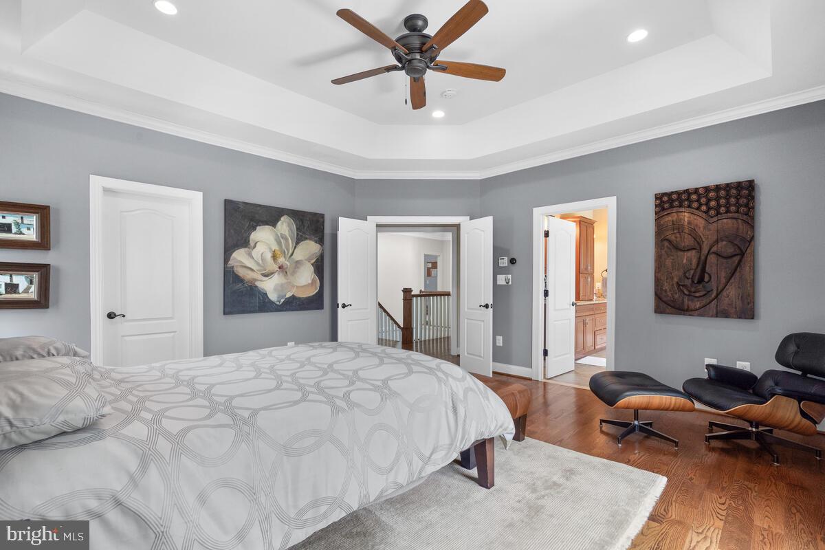 WEST VIENNA WOODS - Residential Lease