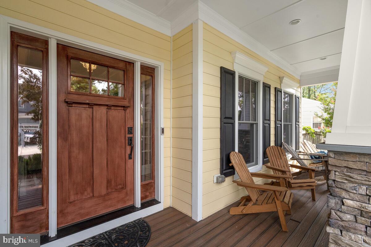 WEST VIENNA WOODS - Residential Lease