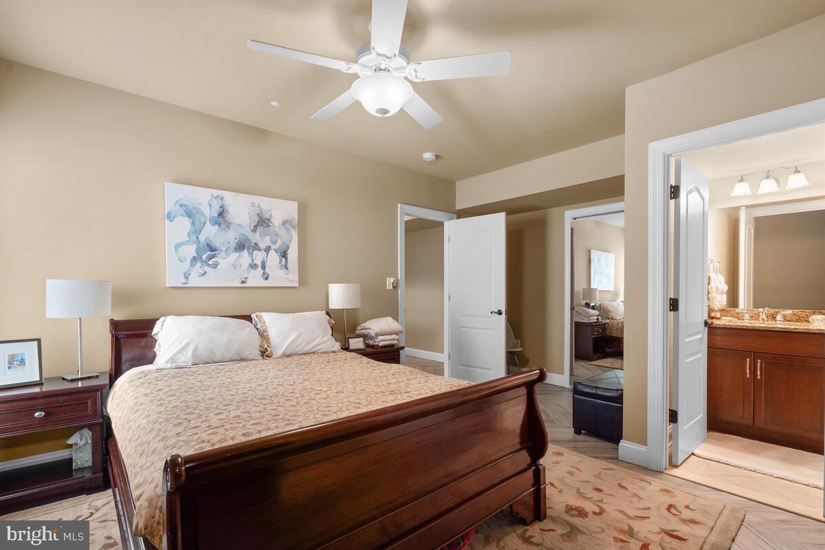 WEST VIENNA WOODS - Residential Lease