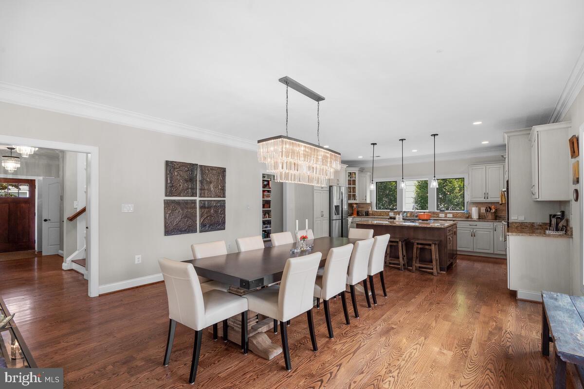 WEST VIENNA WOODS - Residential Lease