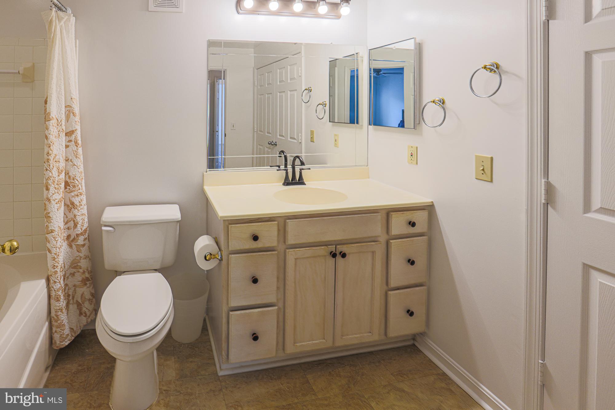 SILVERBROOK WOOD - Residential