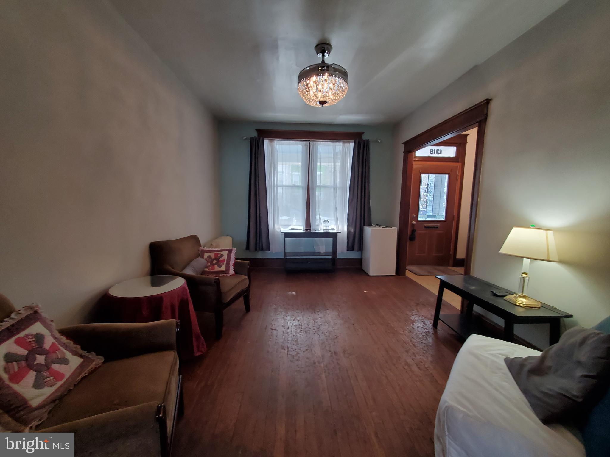 CAPITOL HILL - Residential