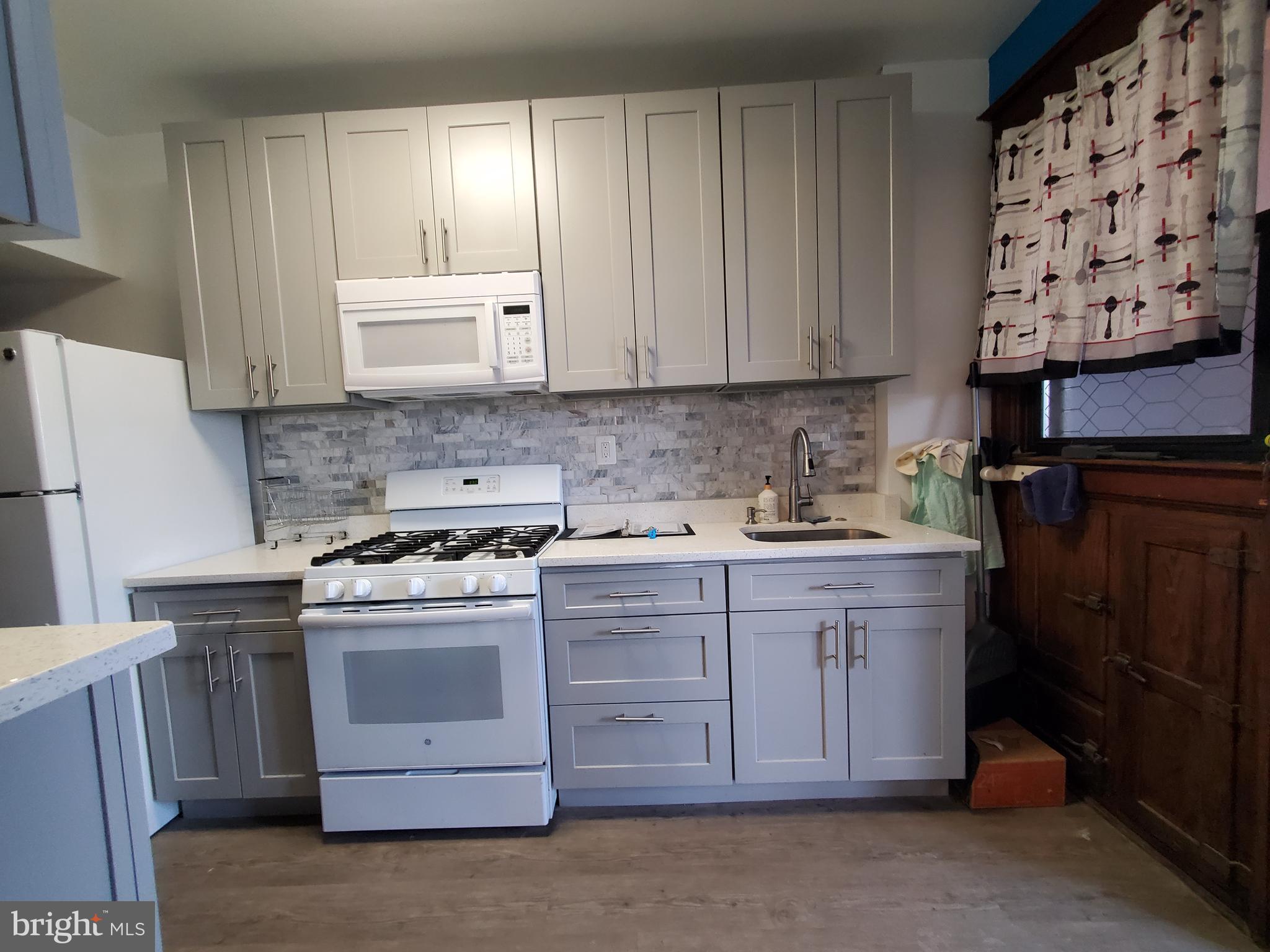 CAPITOL HILL - Residential