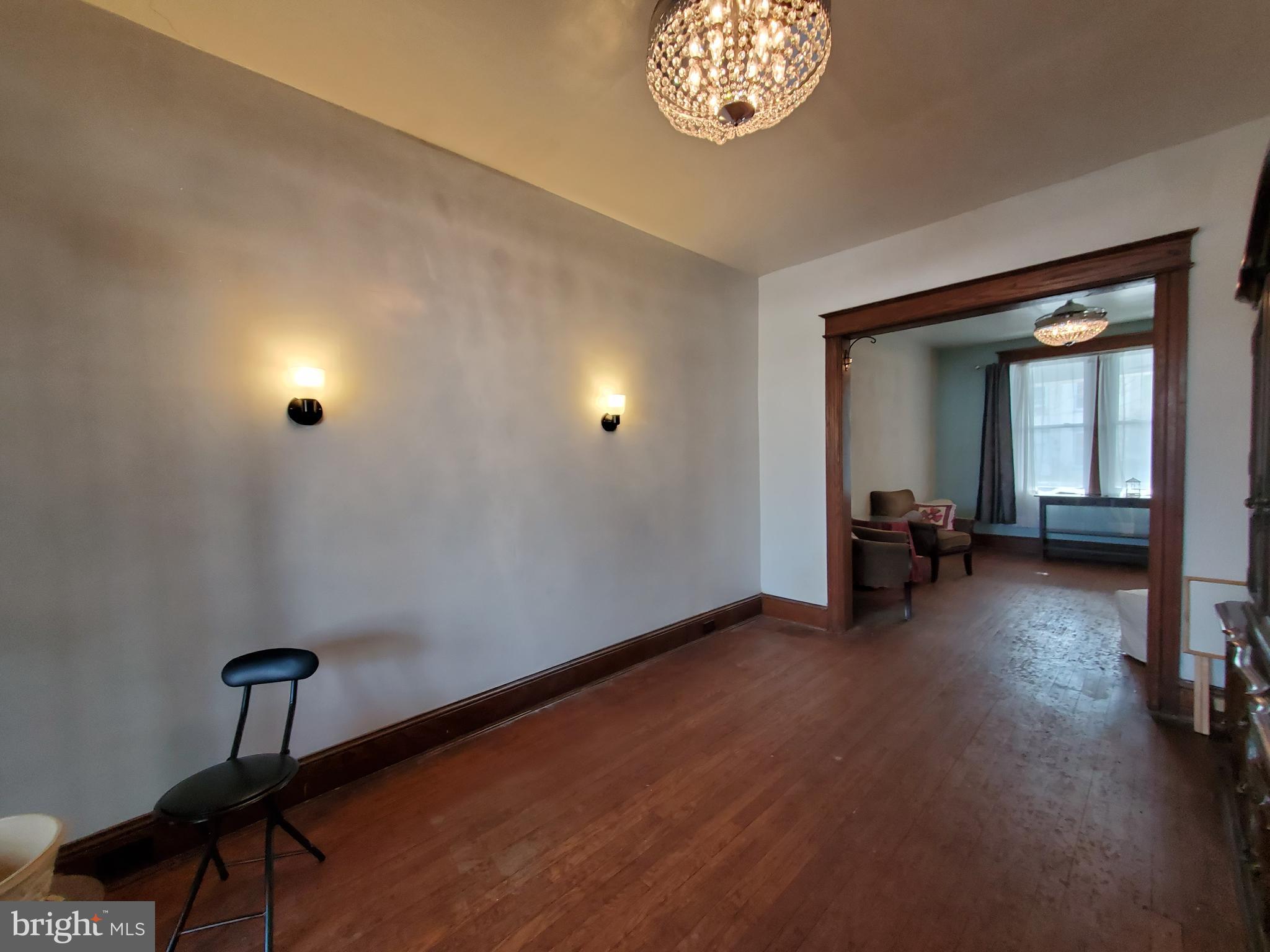 CAPITOL HILL - Residential