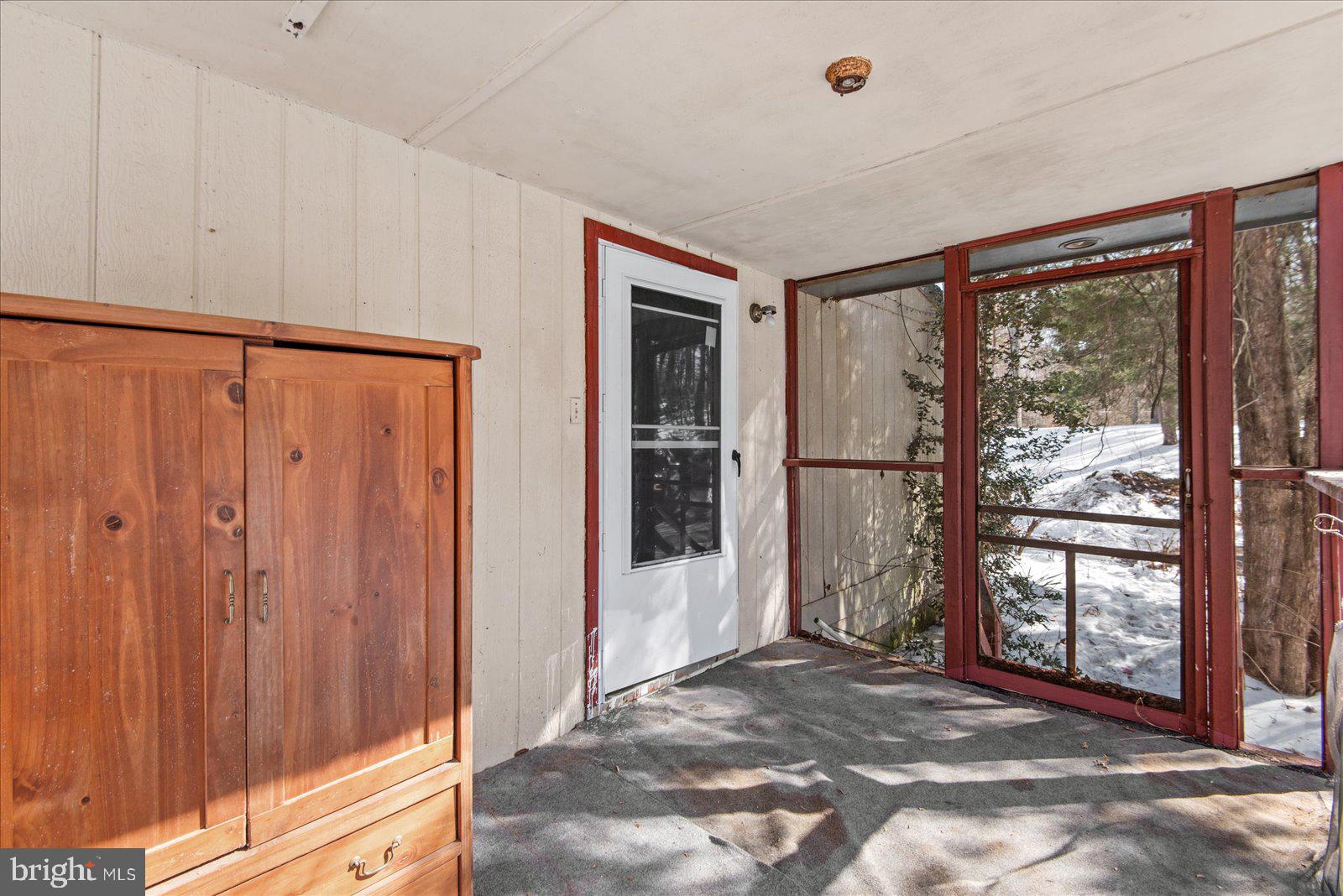 DOE RUN ESTATES - Residential