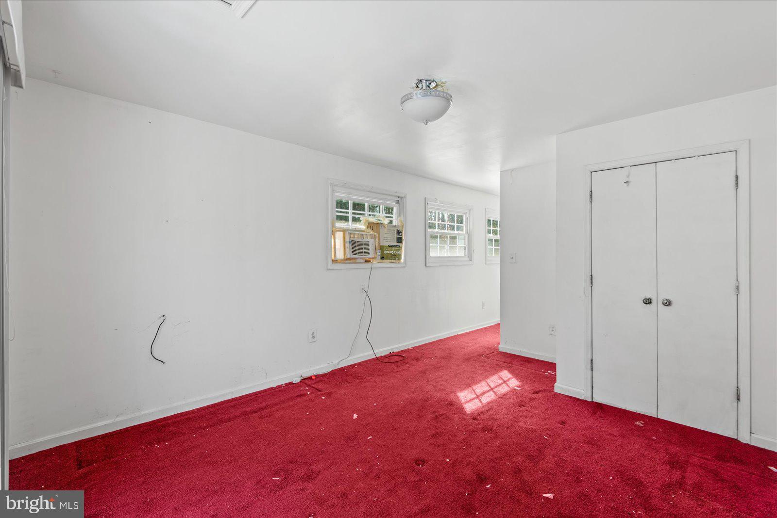 DOE RUN ESTATES - Residential