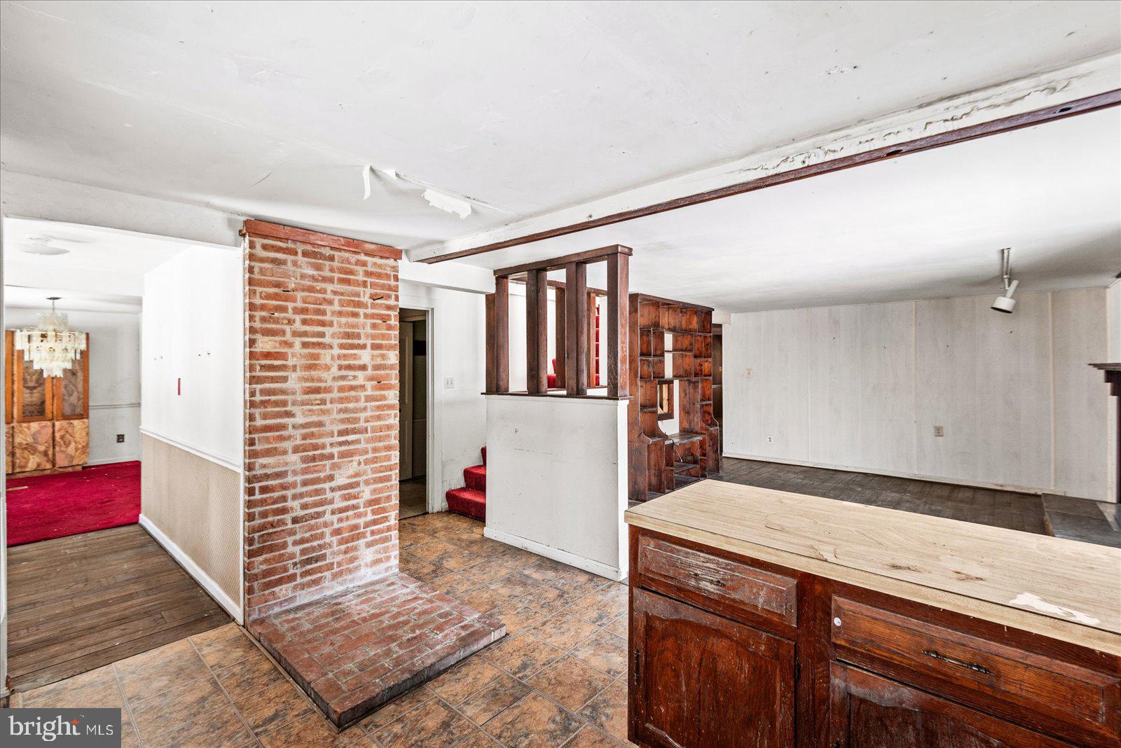 DOE RUN ESTATES - Residential