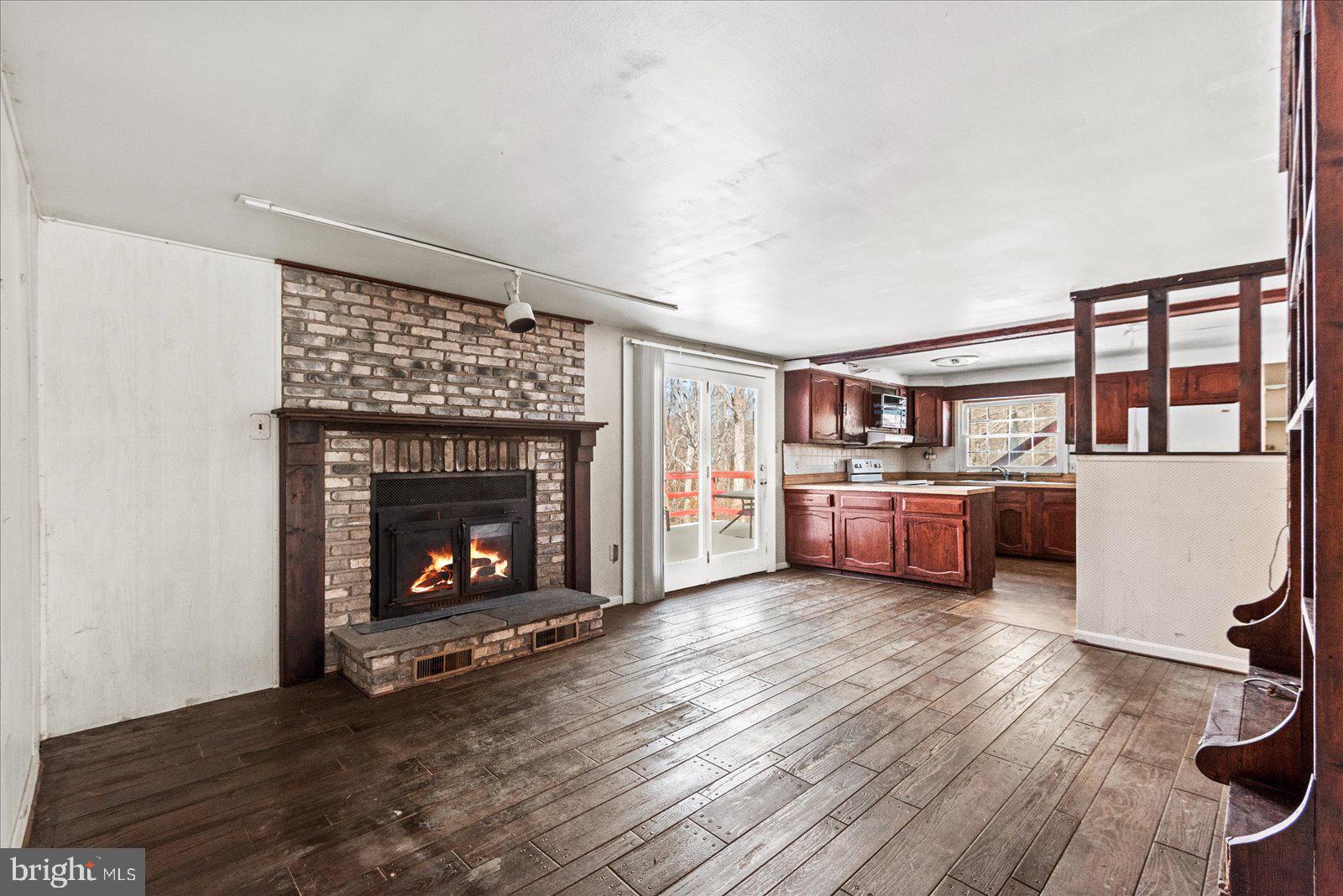 DOE RUN ESTATES - Residential