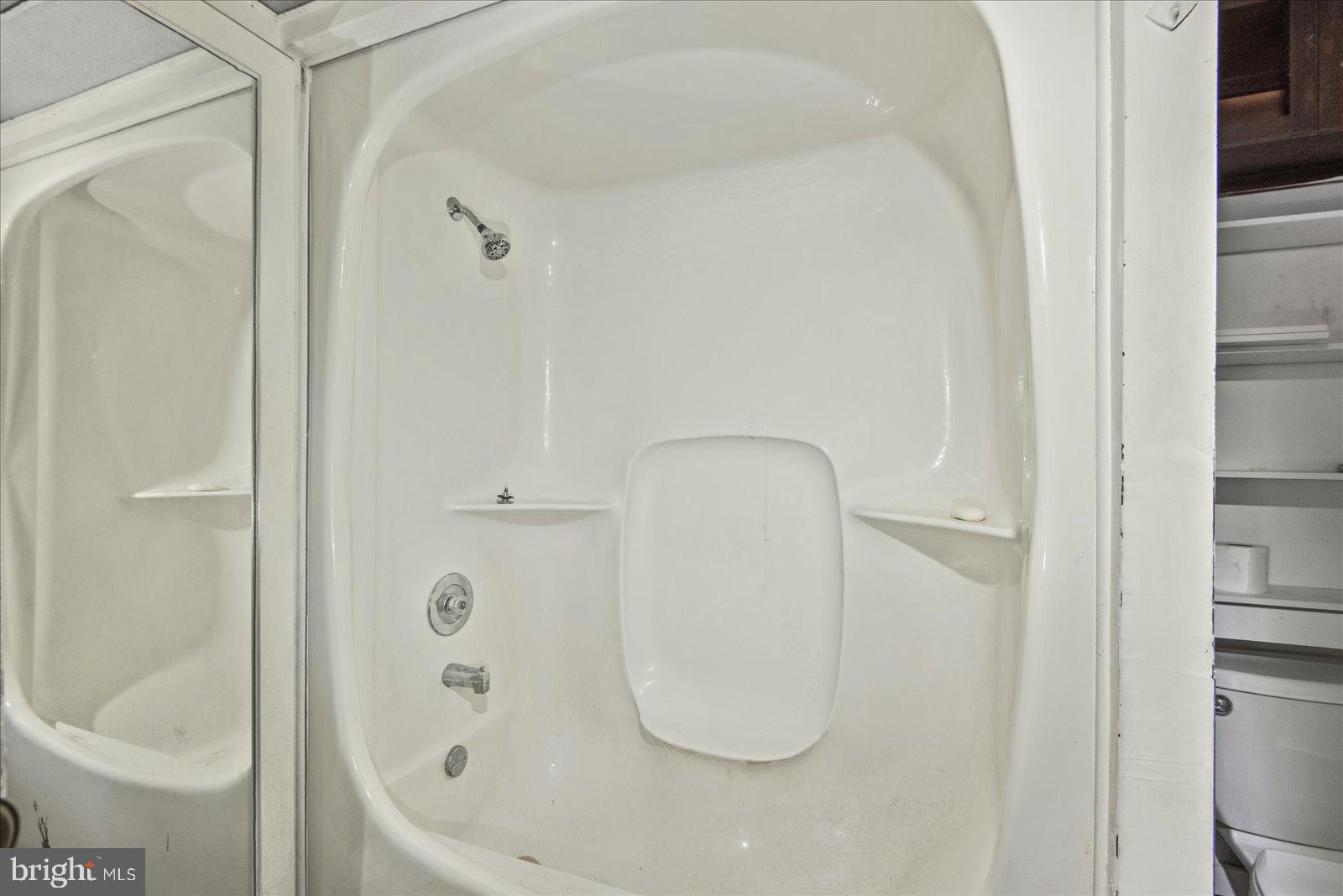 DOE RUN ESTATES - Residential