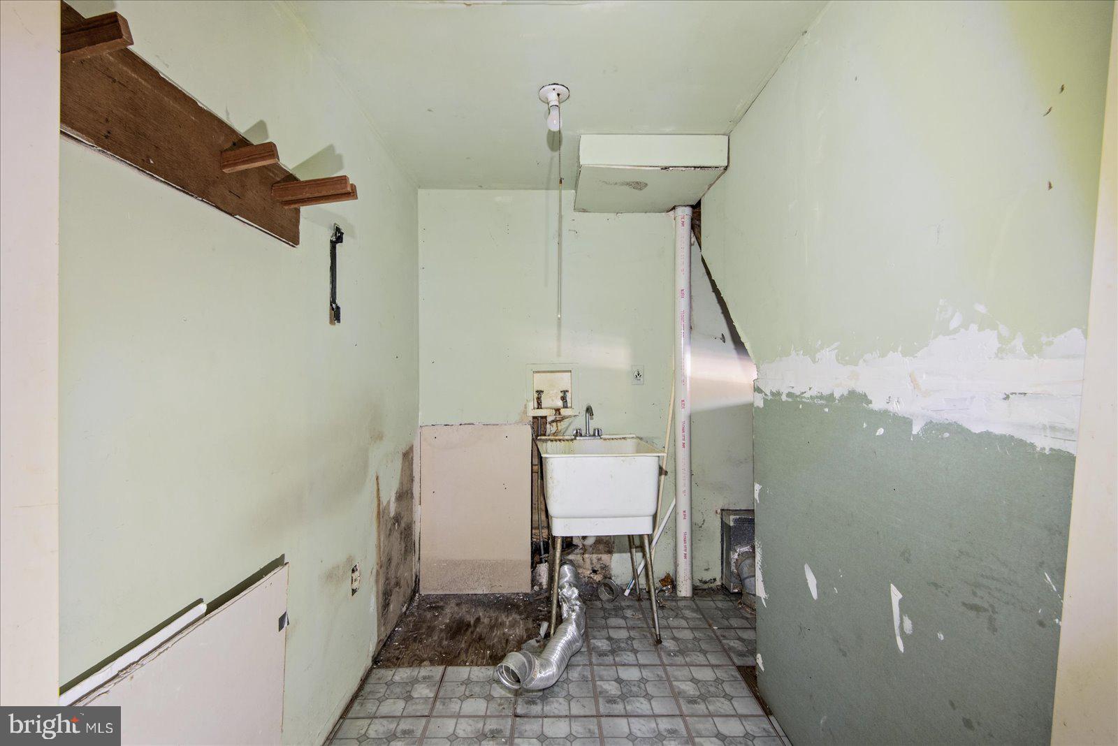 DOE RUN ESTATES - Residential