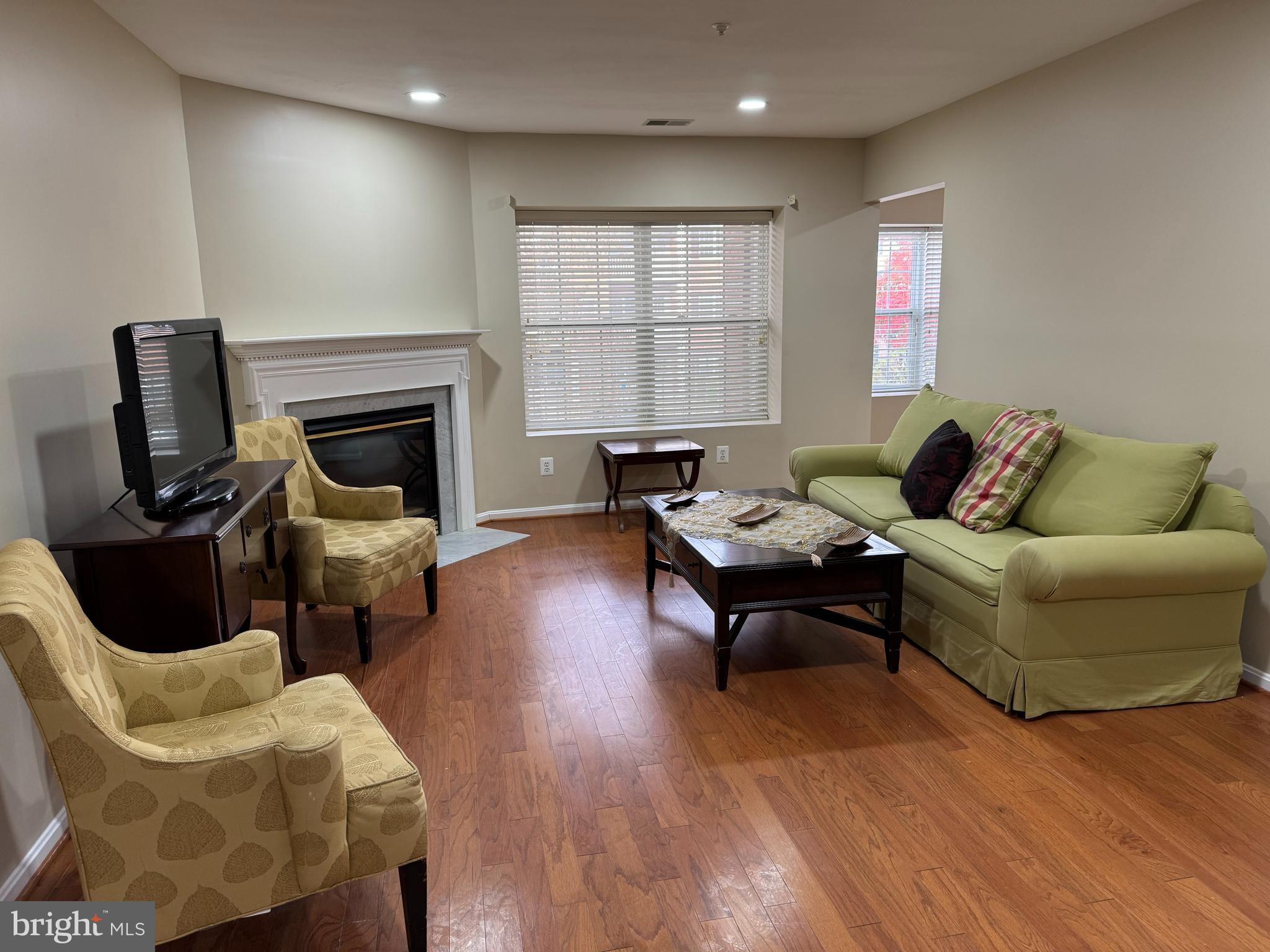 12105 TULLAMORE COURT 204