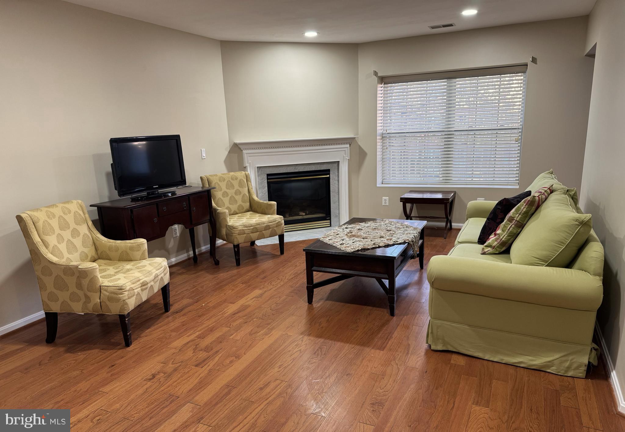 MAYS CHAPEL NORTH - Residential