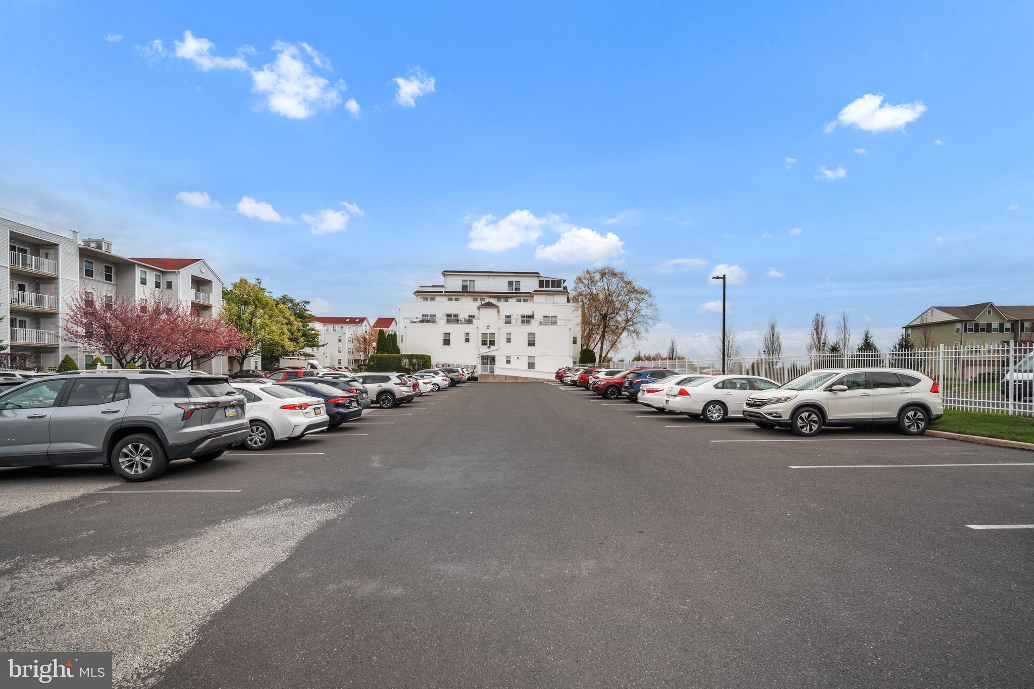 CENTENNIAL STATION - Residential