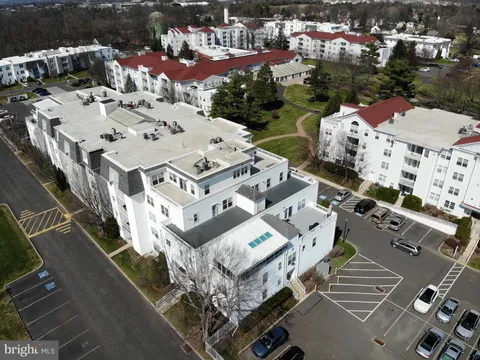 MLS: PABU2115668