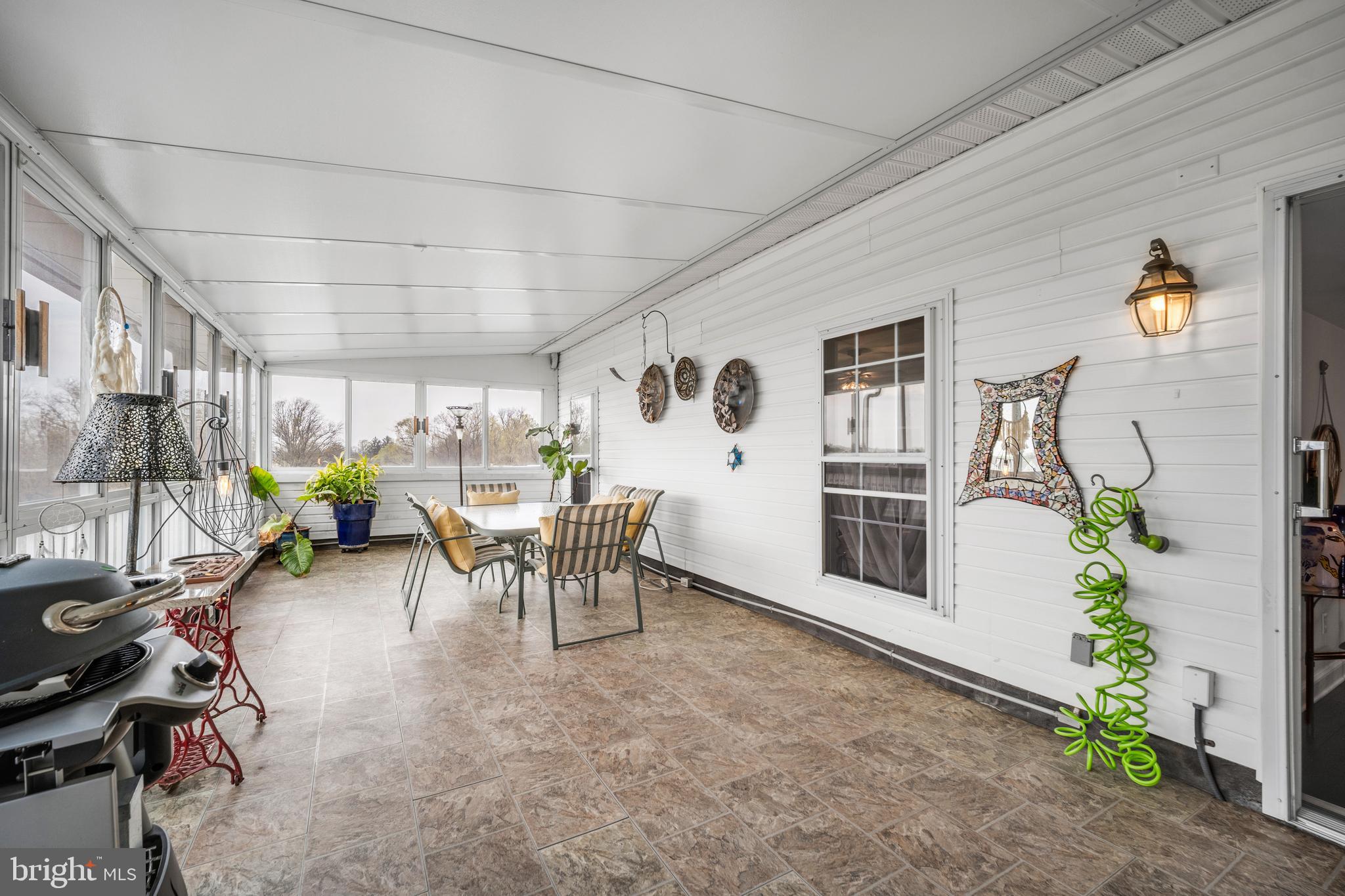 CENTENNIAL STATION - Residential