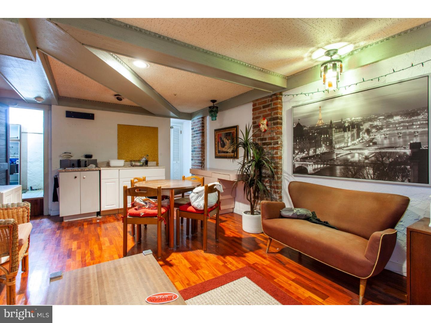 WASHINGTON SQ WEST - Residential Income