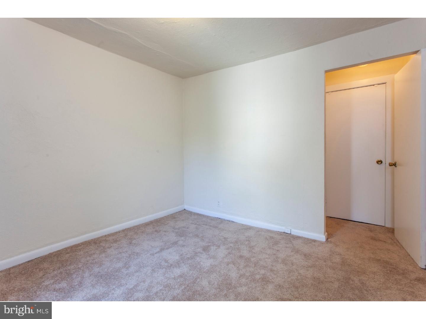 WASHINGTON SQ WEST - Residential Income