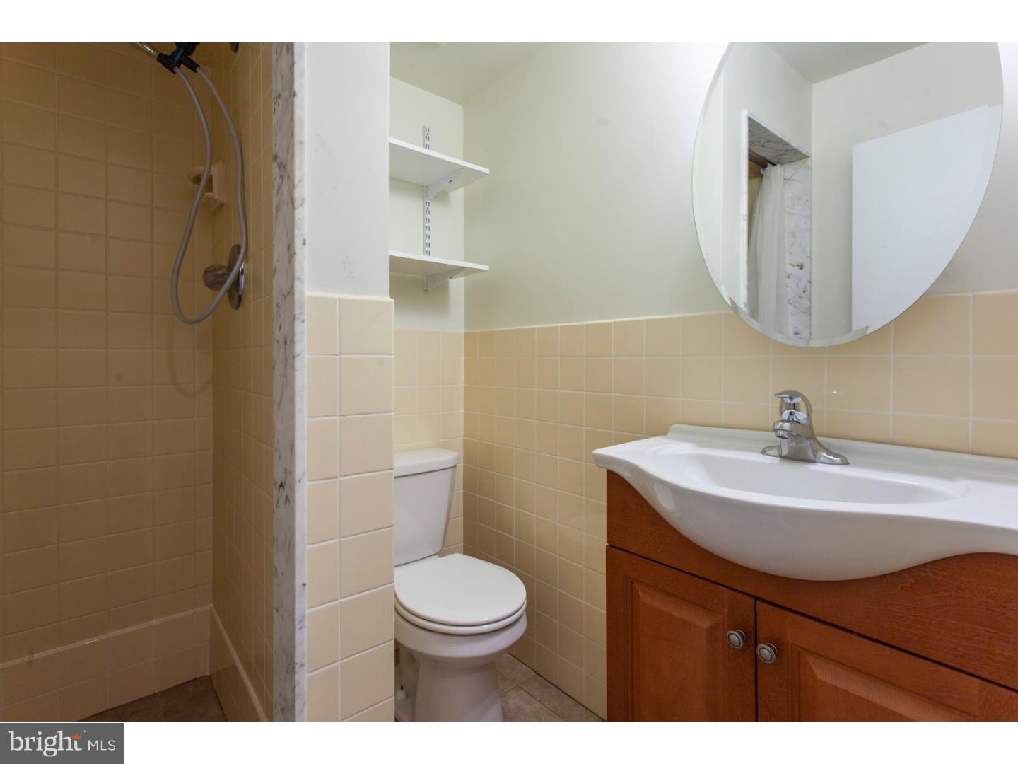 WASHINGTON SQ WEST - Residential Income