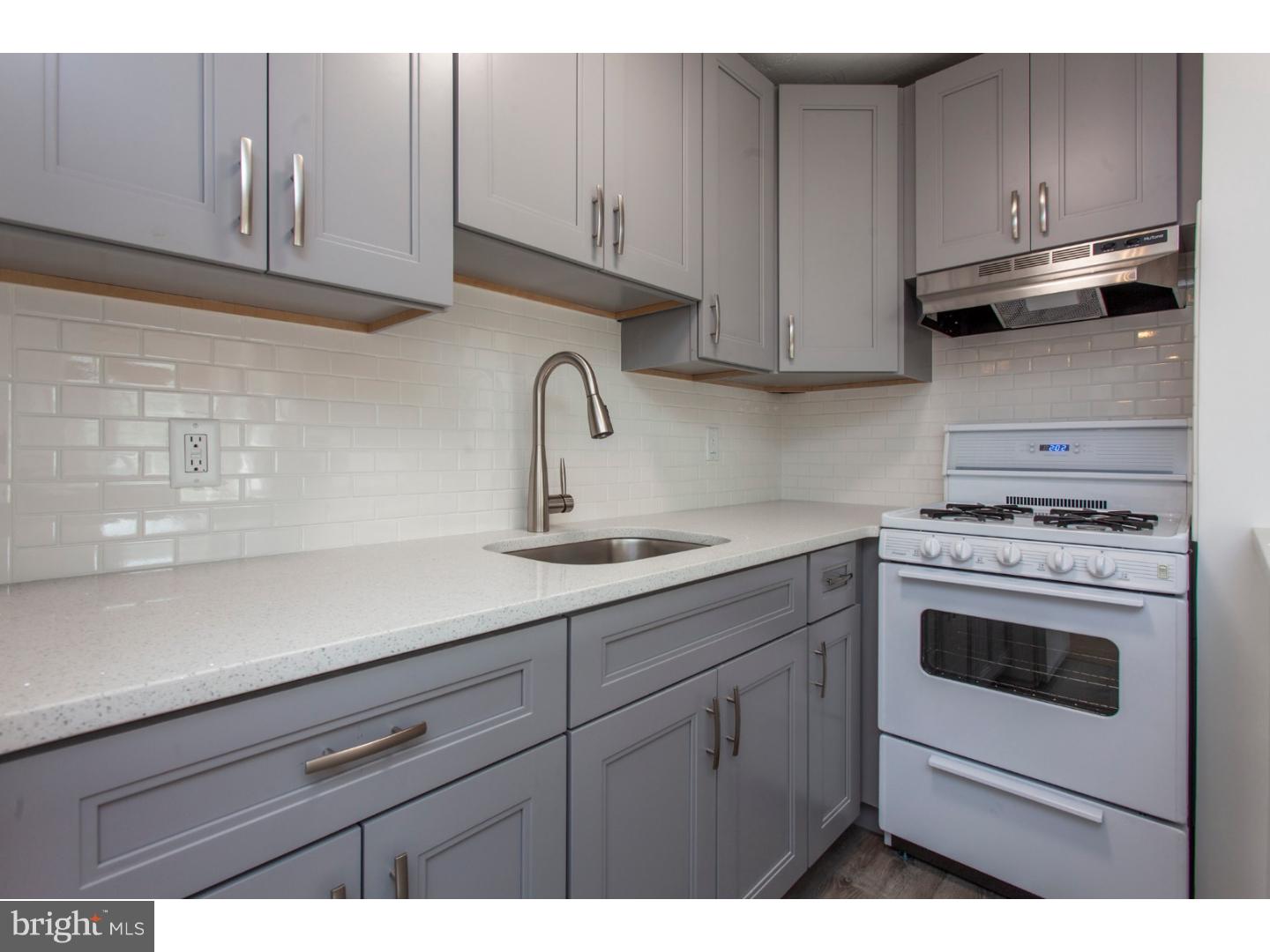 WASHINGTON SQ WEST - Residential Income