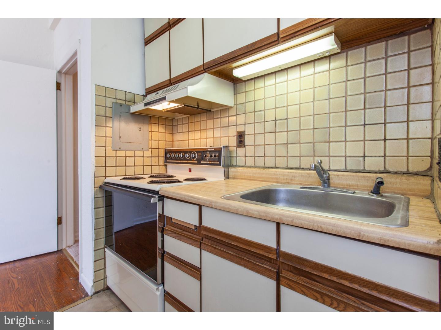 WASHINGTON SQ WEST - Residential Income