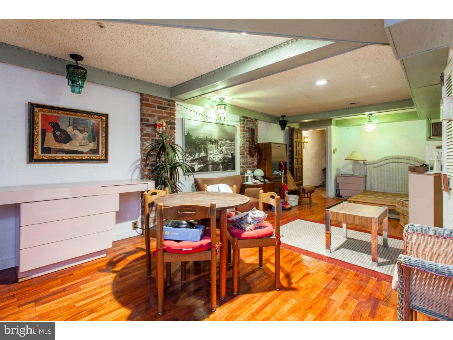 WASHINGTON SQ WEST - Residential Income