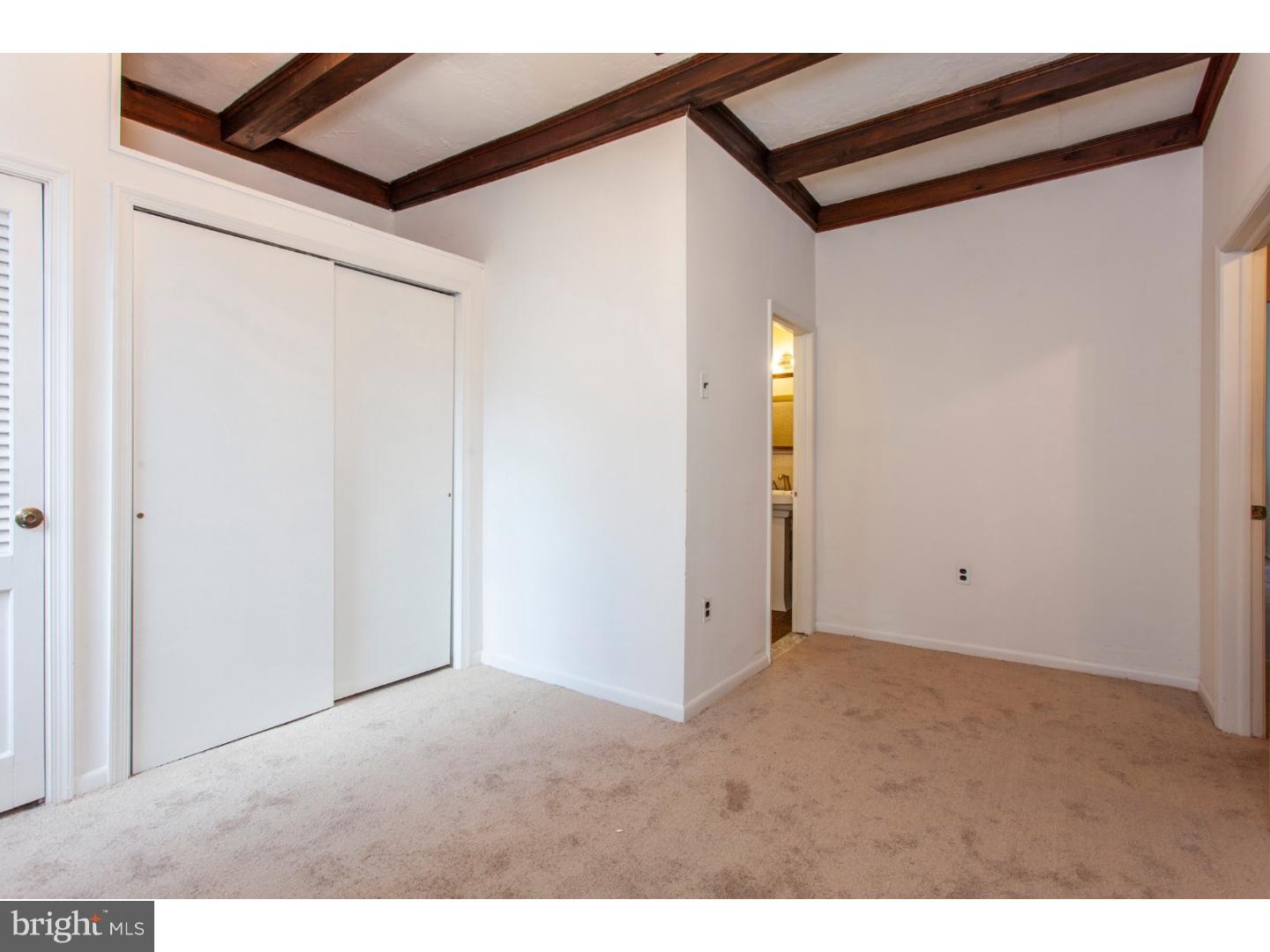 WASHINGTON SQ WEST - Residential Income