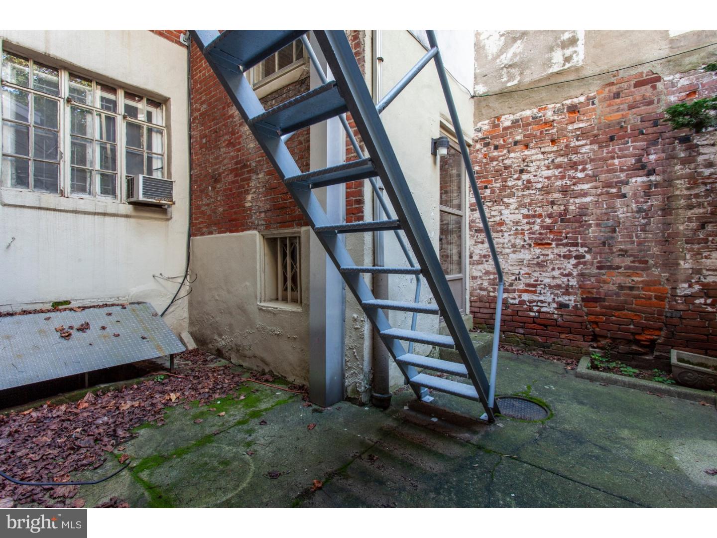 WASHINGTON SQ WEST - Residential Income