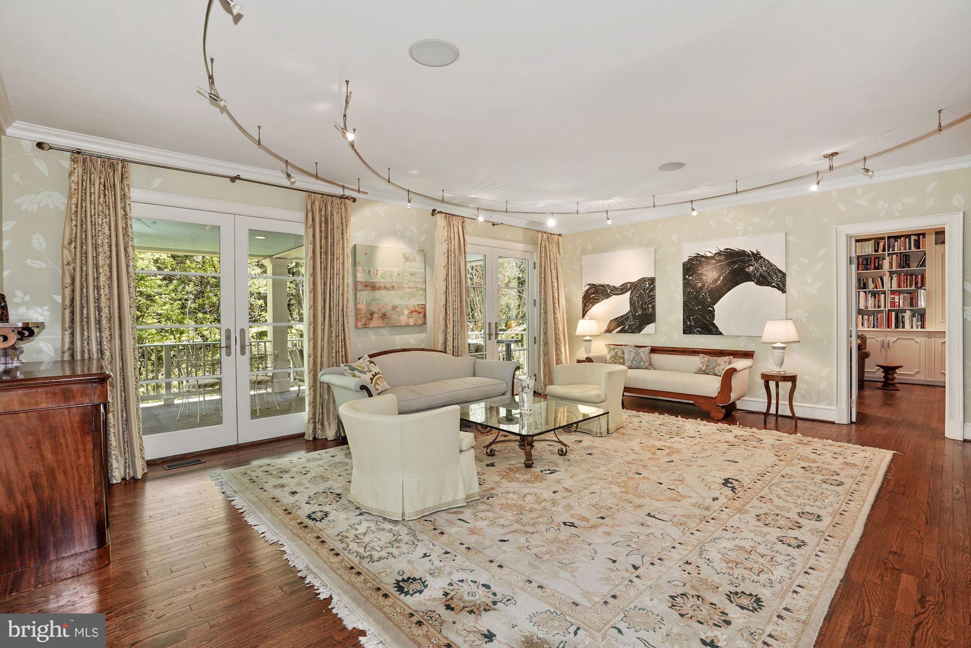 MERRYWOOD ON THE POTOMAC - Residential