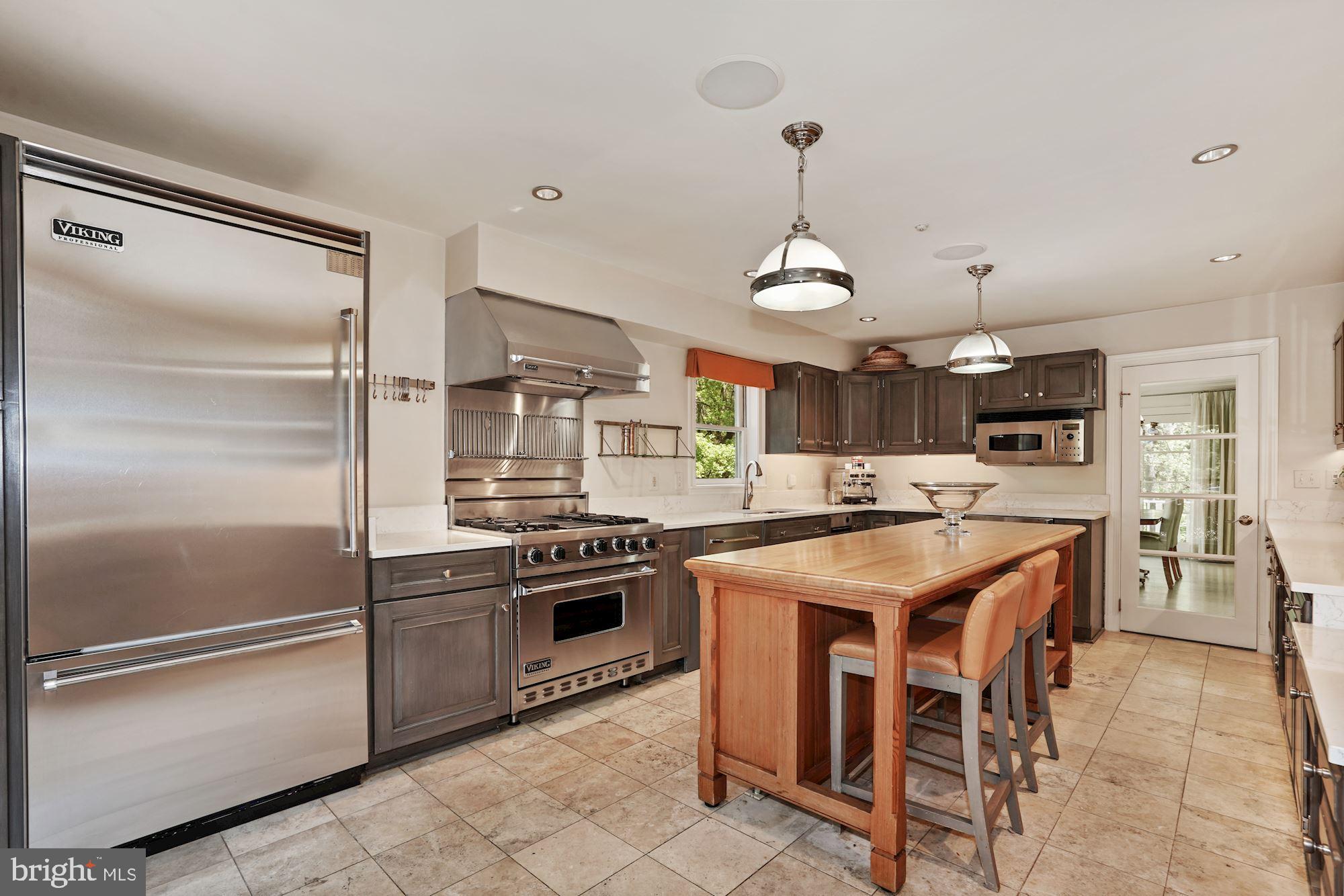 MERRYWOOD ON THE POTOMAC - Residential